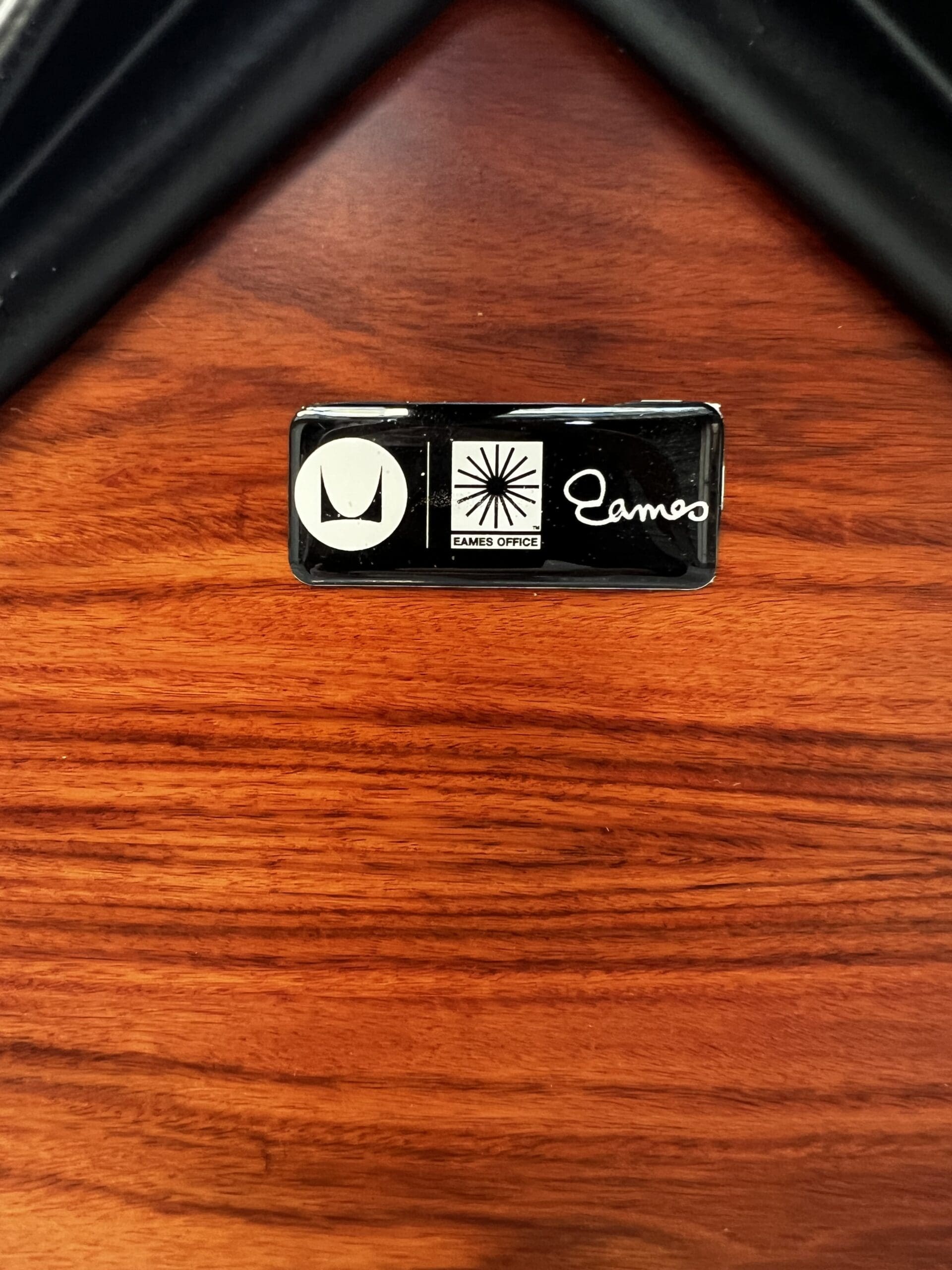 Eames Lounge Chair & Ottoman – Édition Herman Miller (USA, 2010)