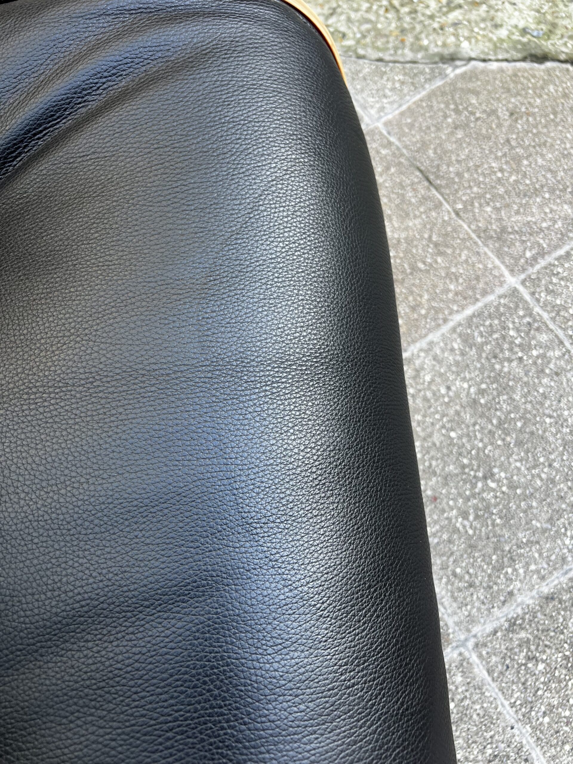 Eames Lounge Chair & Ottoman – Édition Herman Miller (USA, 2010)