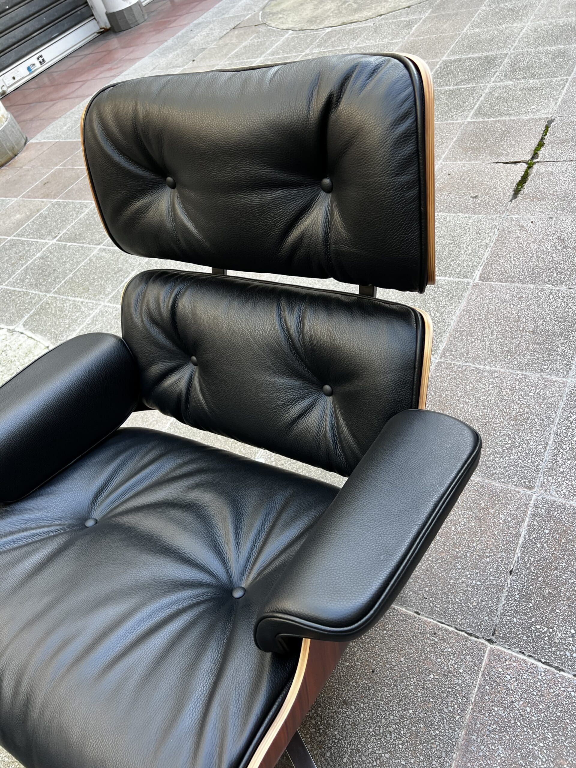 Eames Lounge Chair & Ottoman – Édition Herman Miller (USA, 2010)