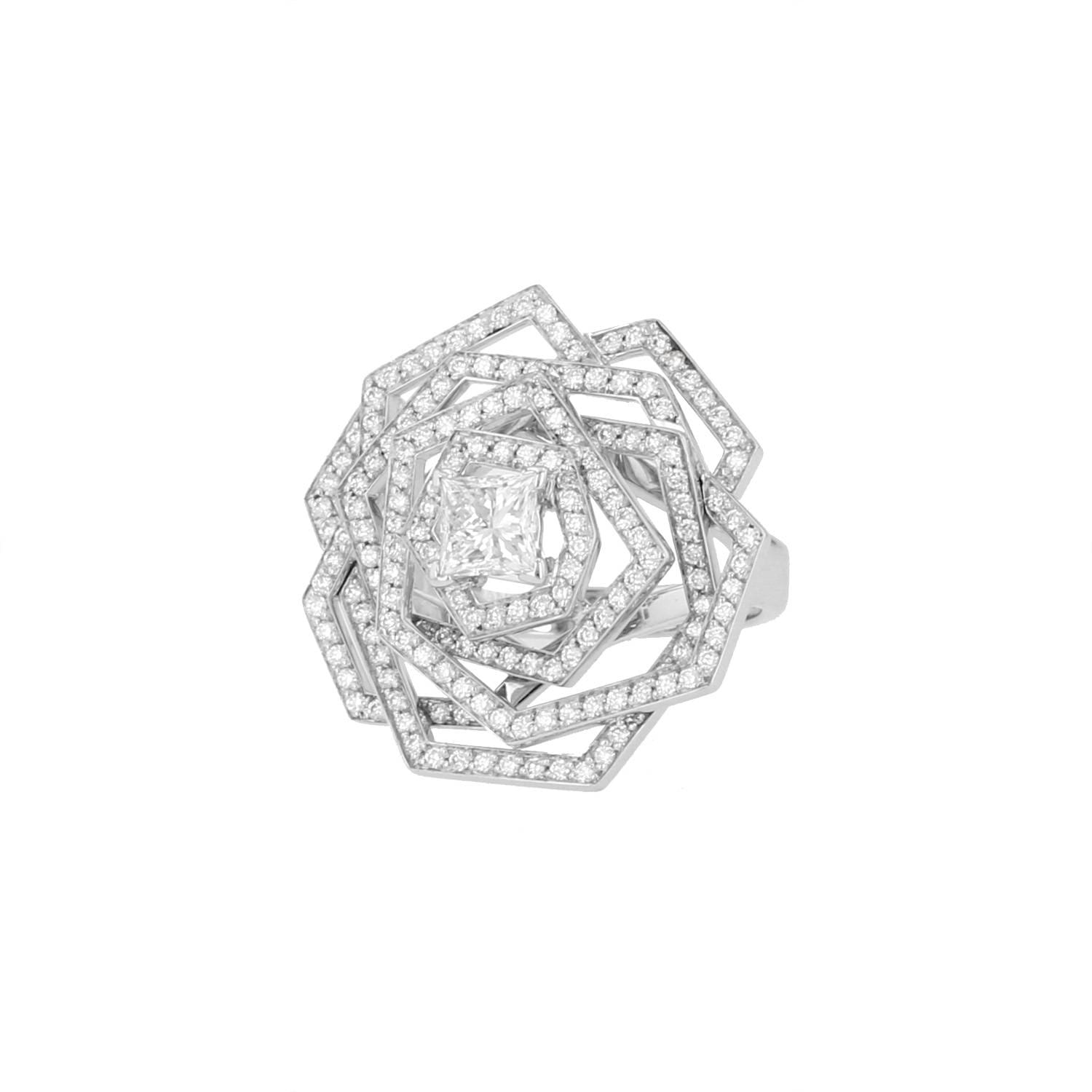 Bague Chanel 1932 en Or Blanc et Diamants – Une Œuvre de Haute Joaillerie