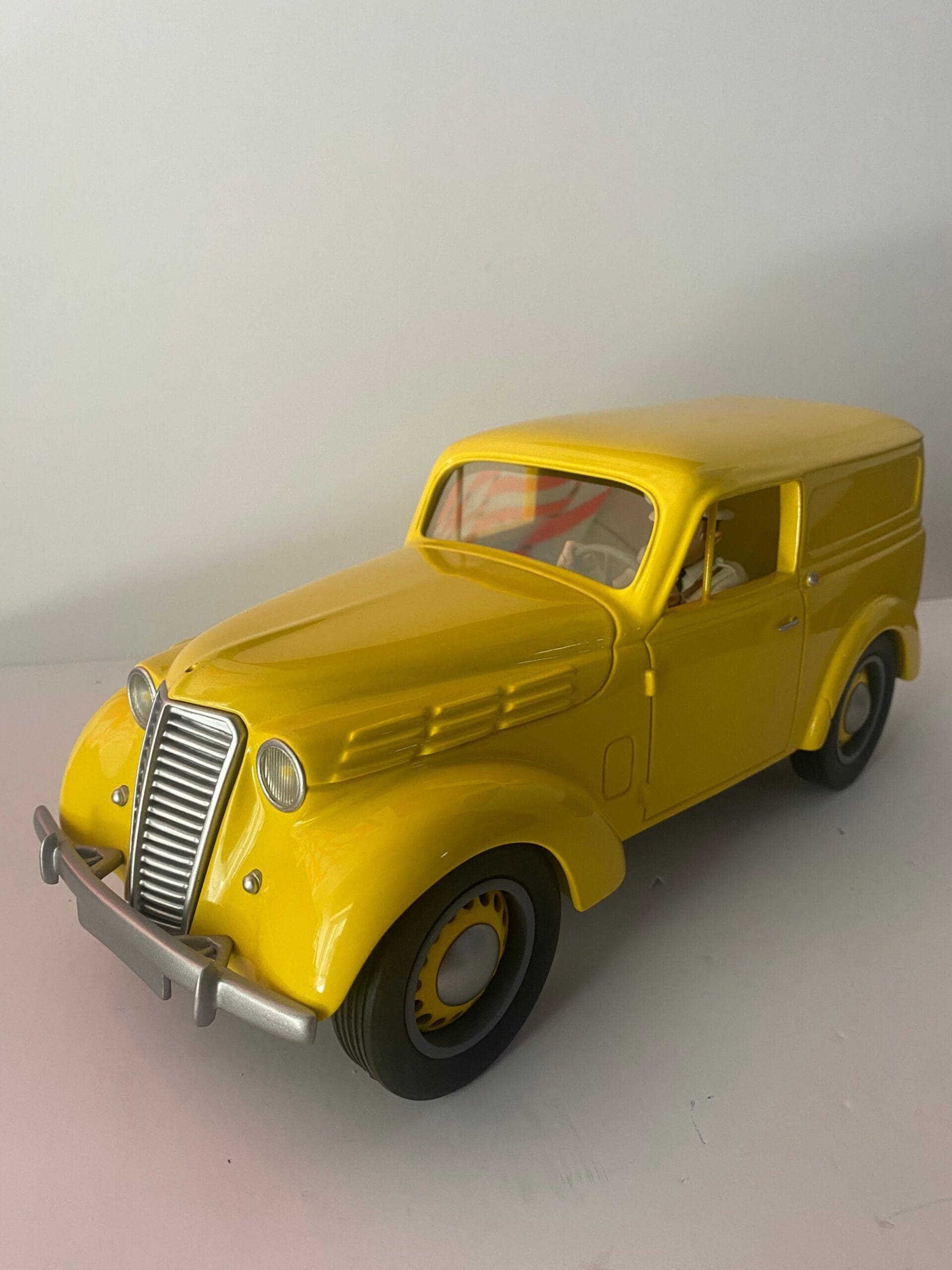 Gil Jourdan – Renault Juva 4 d’après Maurice Tillieux (Édition limitée)