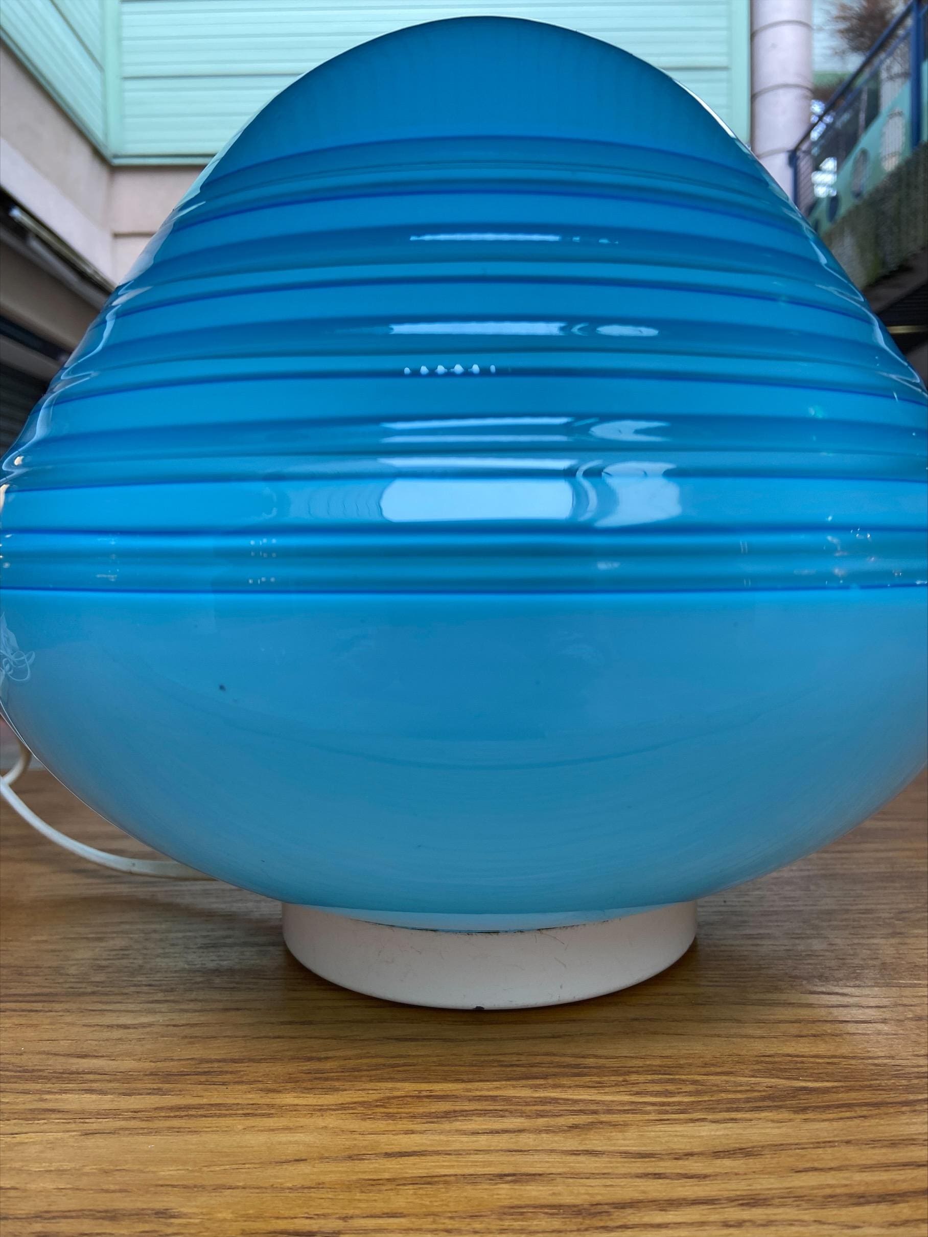 Lampe en verre de Murano bleu signée Barbini, circa 1970
