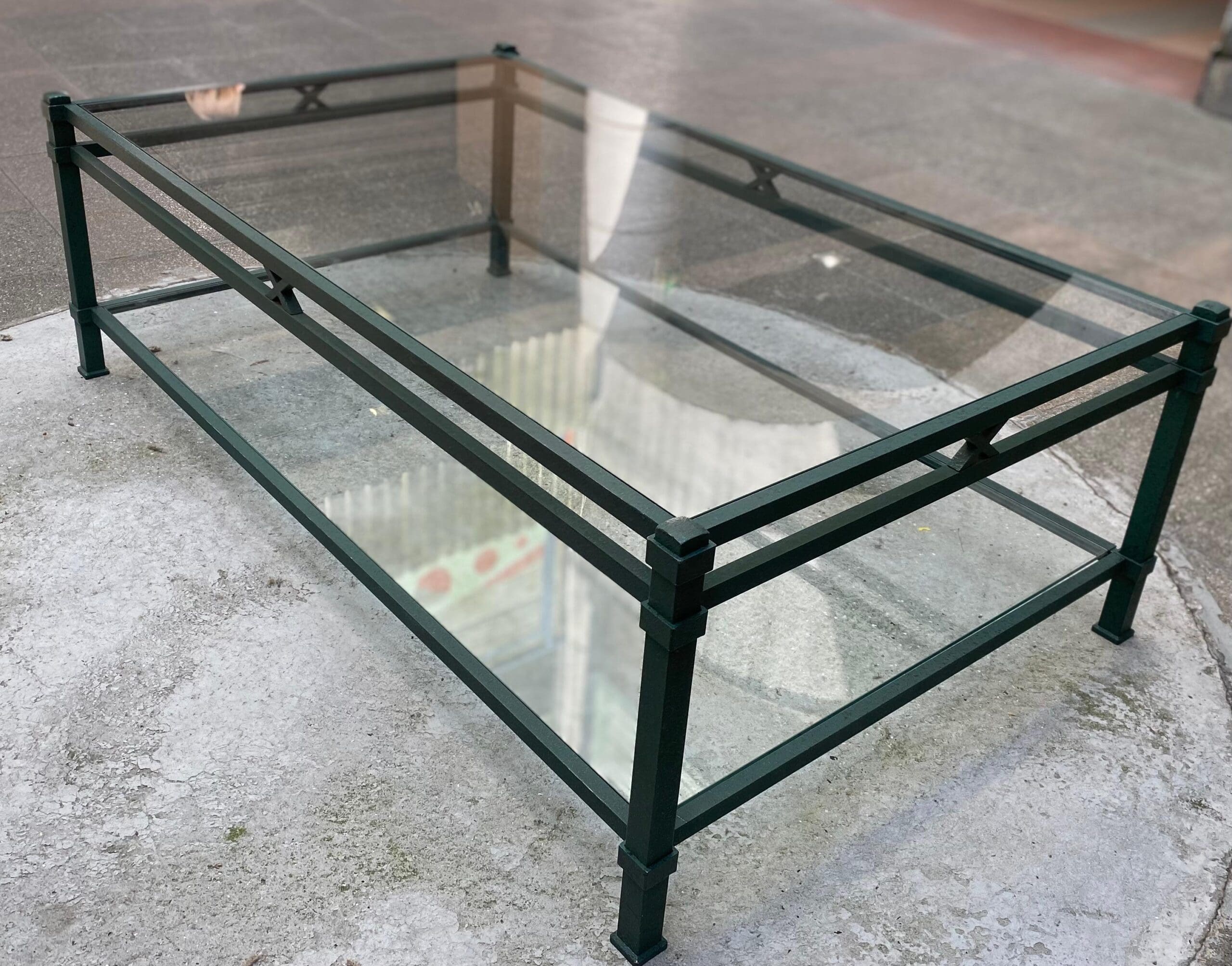 Table basse Pierre Vandel – Verre et fer, 1970