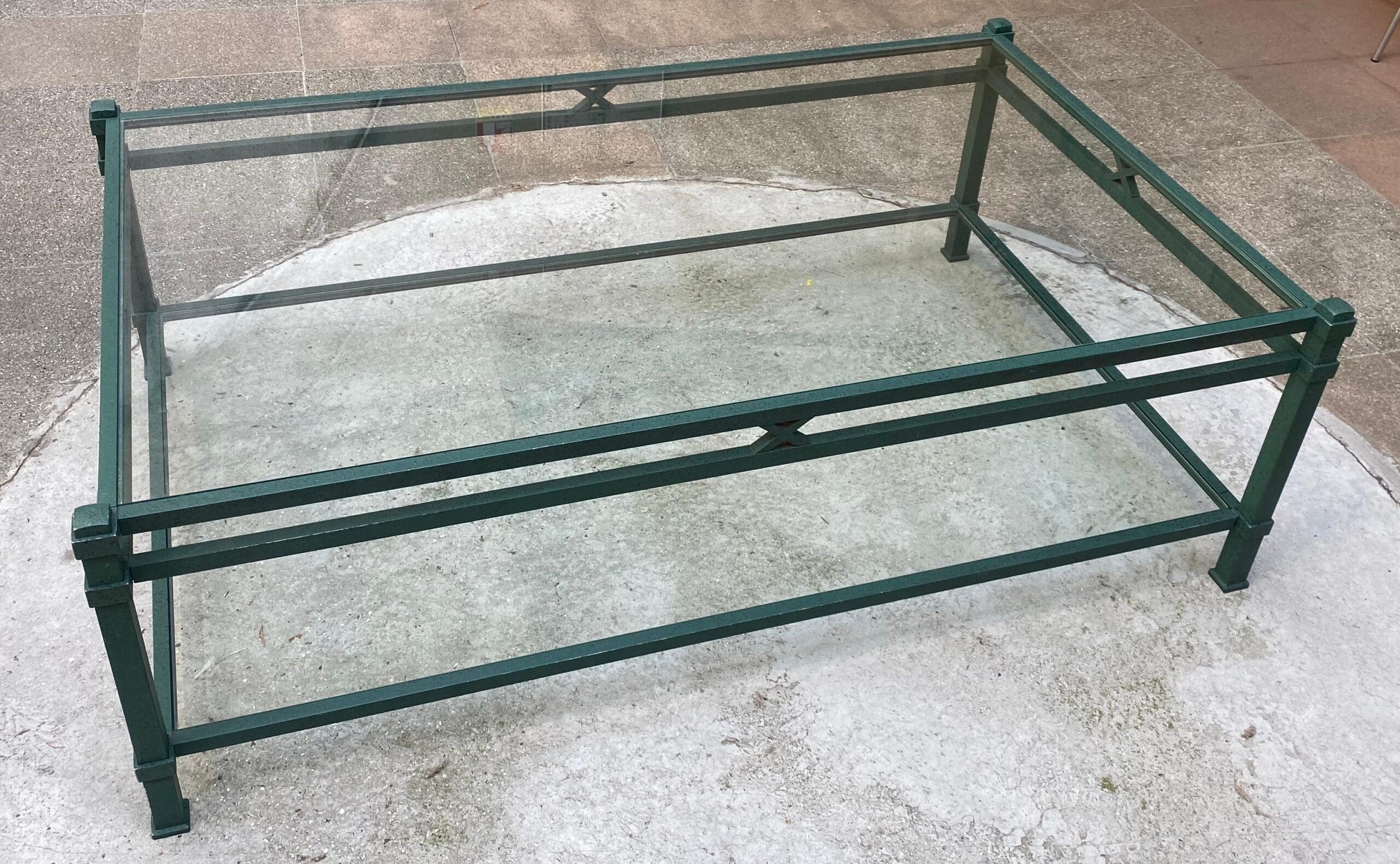 Table basse Pierre Vandel – Verre et fer, 1970