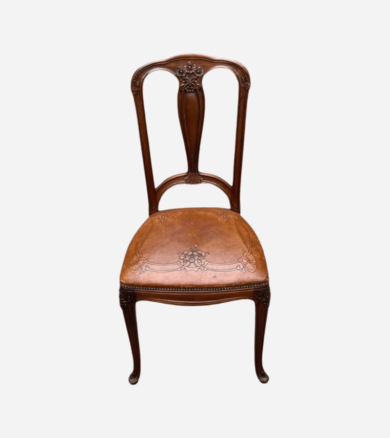 Chaise Art Nouveau en bois sculpté et cuir gravé – Élégance vintage intemporelle