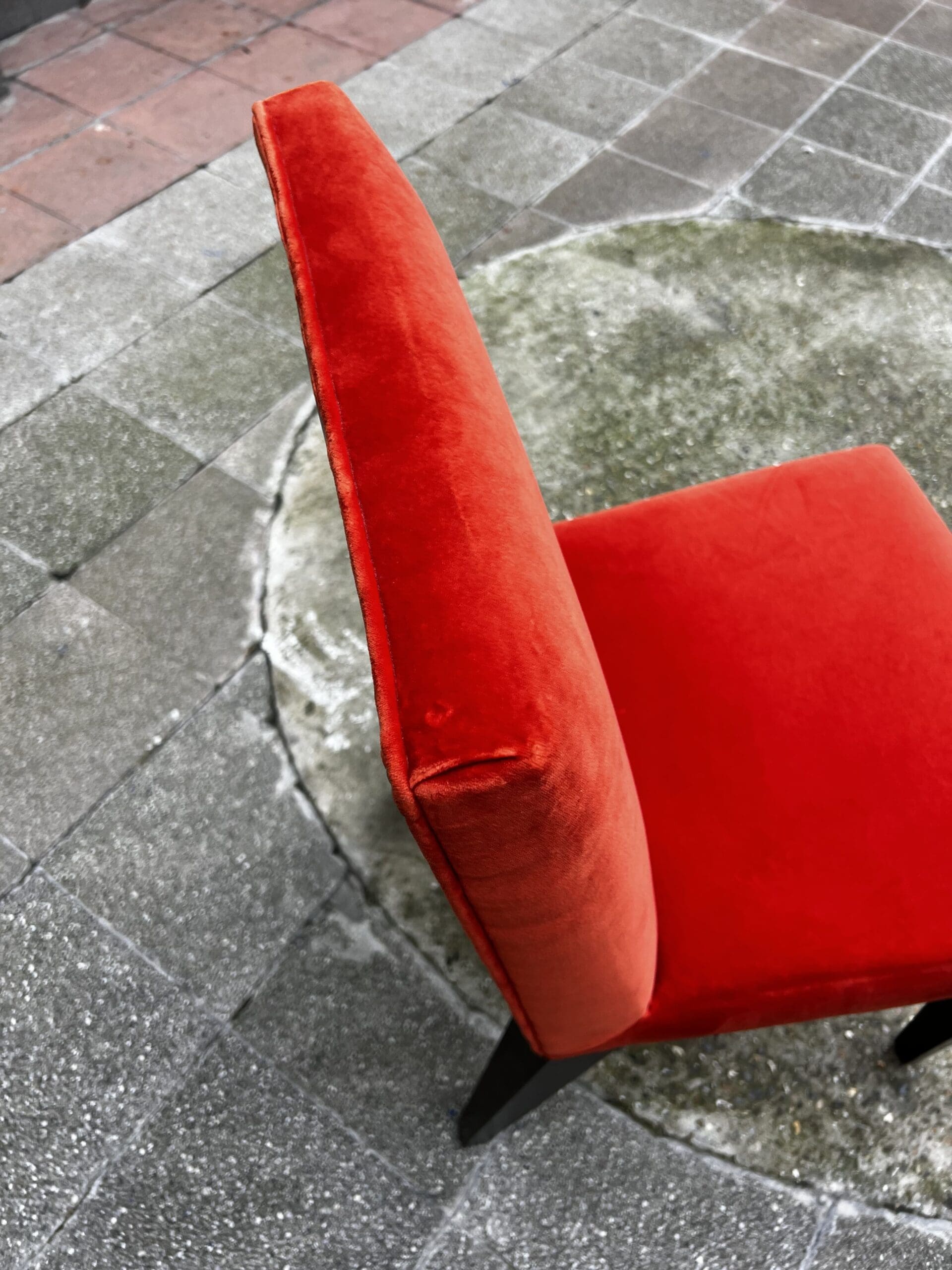 Chaises Gala par Philippe Hurel ( reste 2)  – Élégance intemporelle et design des années 1980