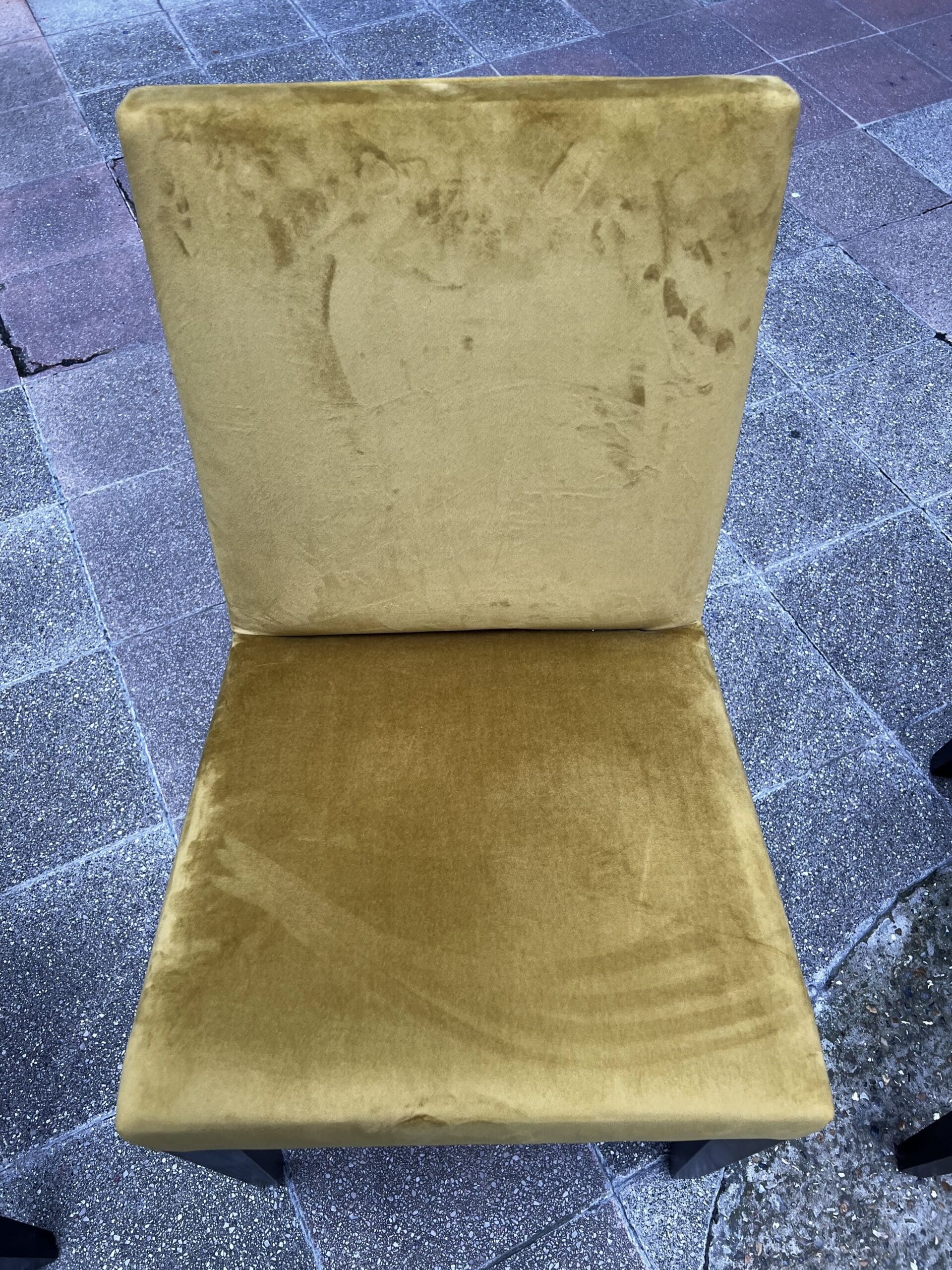 Chaises Gala par Philippe Hurel ( reste 2)  – Élégance intemporelle et design des années 1980