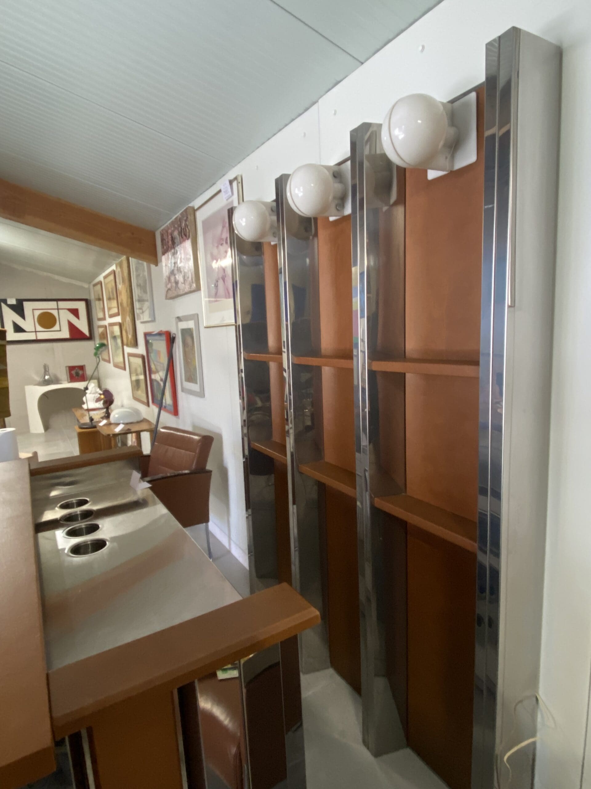 Bar vintage en cuir et inox signé Willy Rizzo – Élégance des années 70