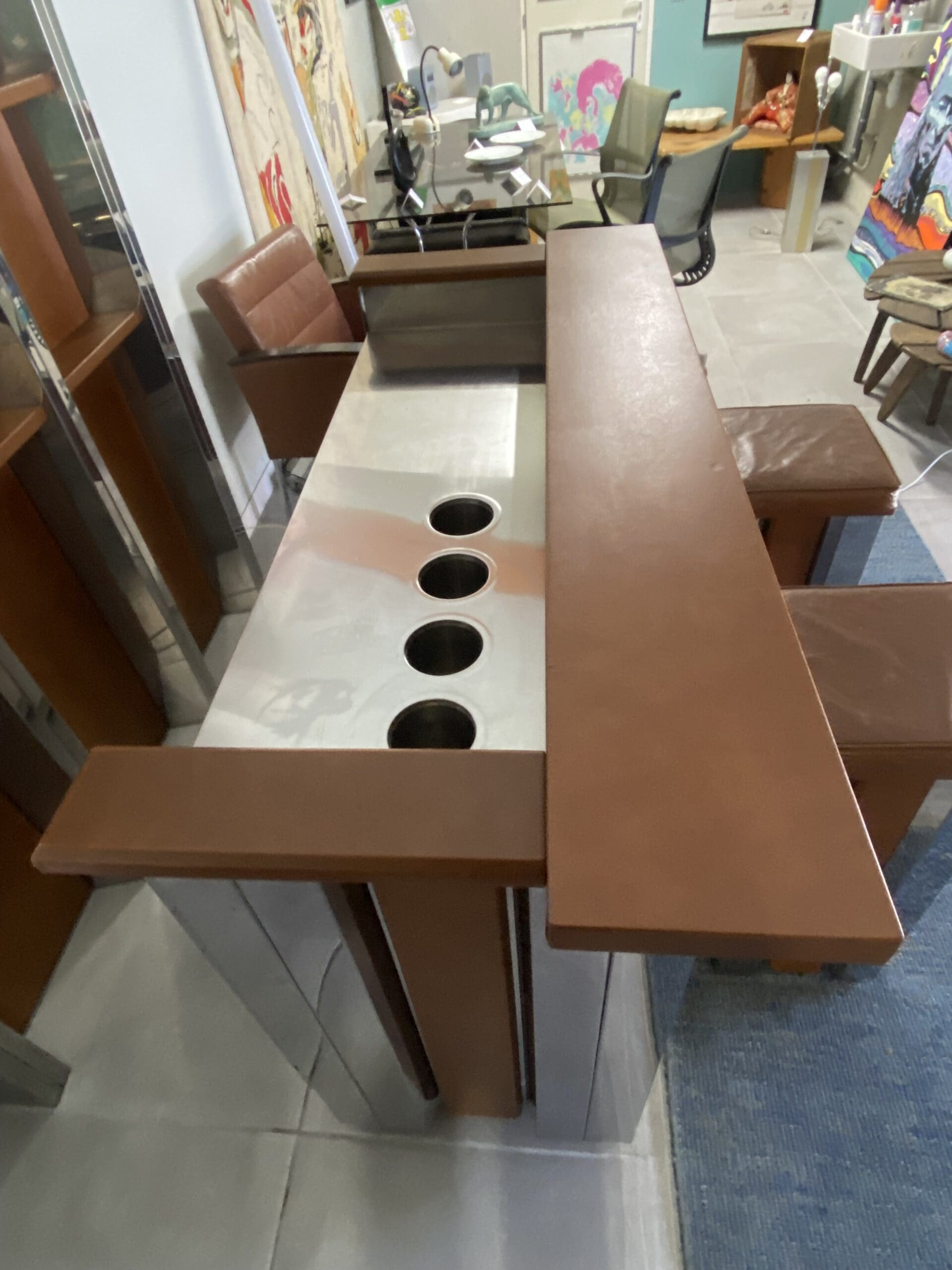 Bar vintage en cuir et inox signé Willy Rizzo – Élégance des années 70