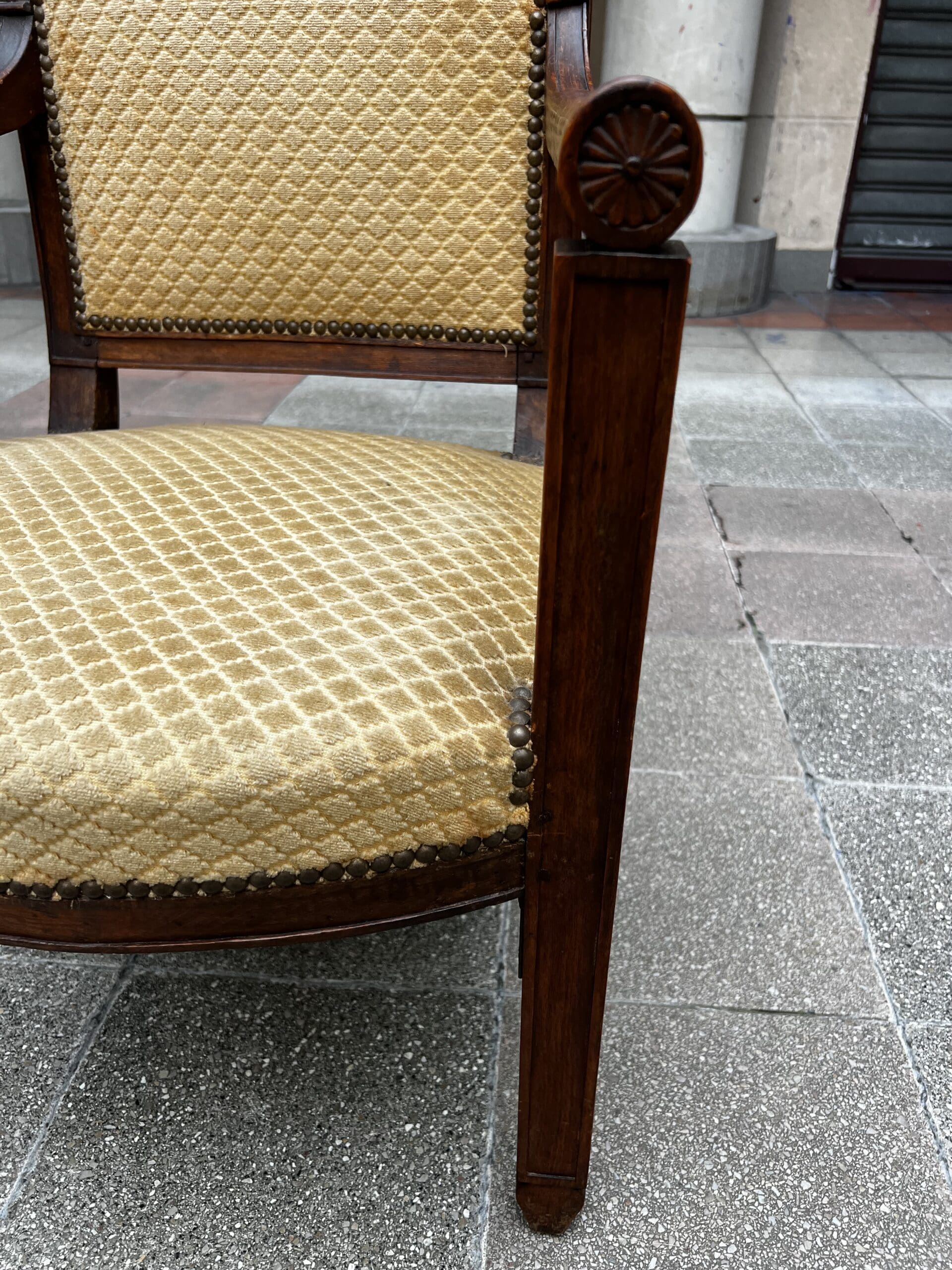 Fauteuils Directoire 18e Bois Massif Damassé Doré