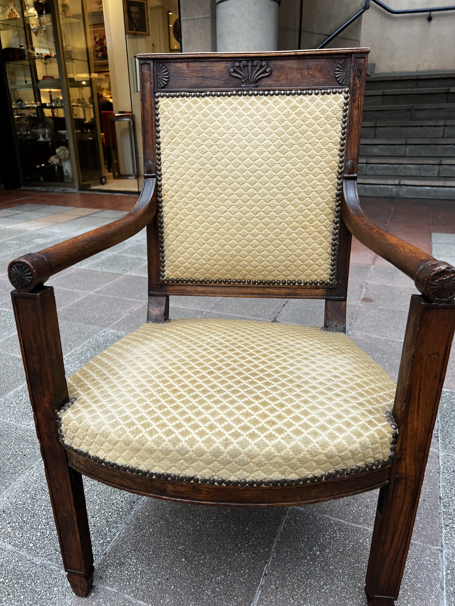 Fauteuils Directoire 18e Bois Massif Damassé Doré
