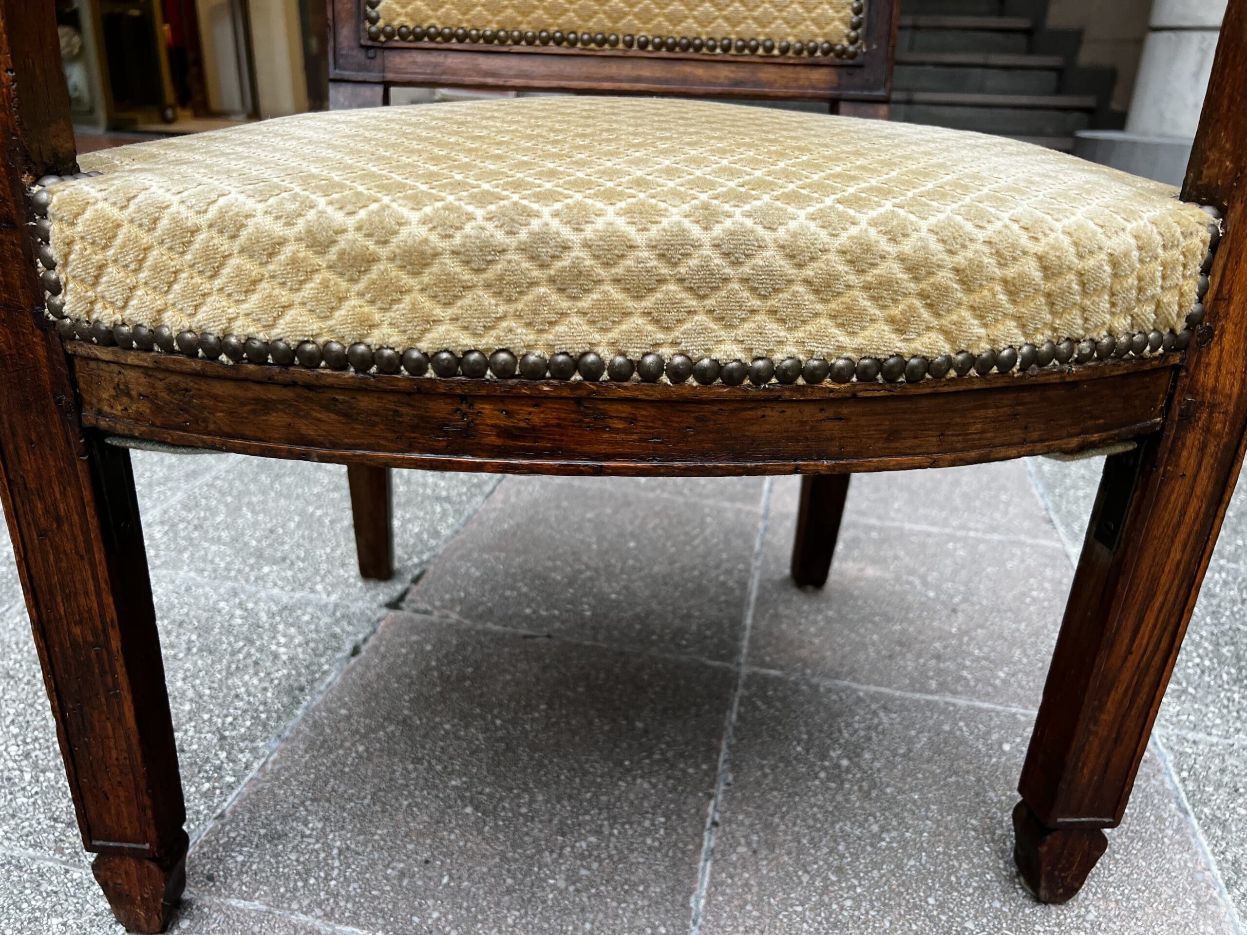 Fauteuils Directoire 18e Bois Massif Damassé Doré