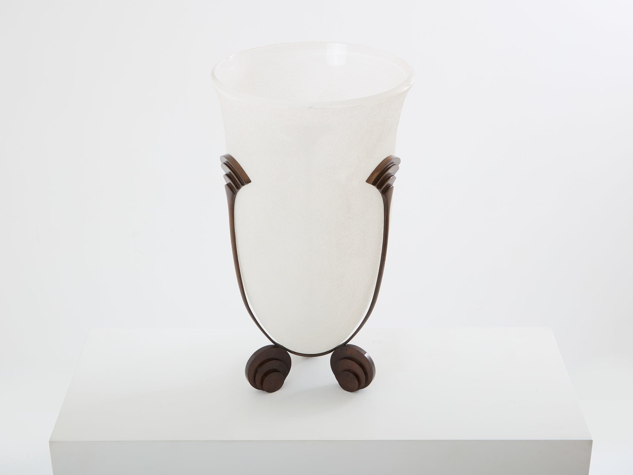 Grand vase Art Déco en verre dépoli de Karl Springer pour Seguso (1980)