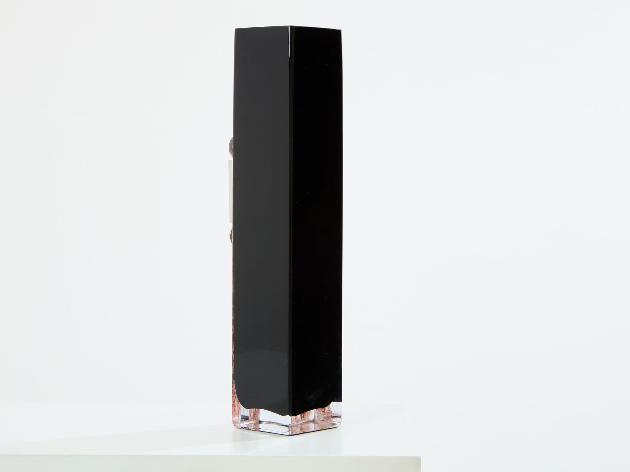 Grand Vase Art Déco en Verre Opalin Noir et Rouge par Anatole Riecke, 1938