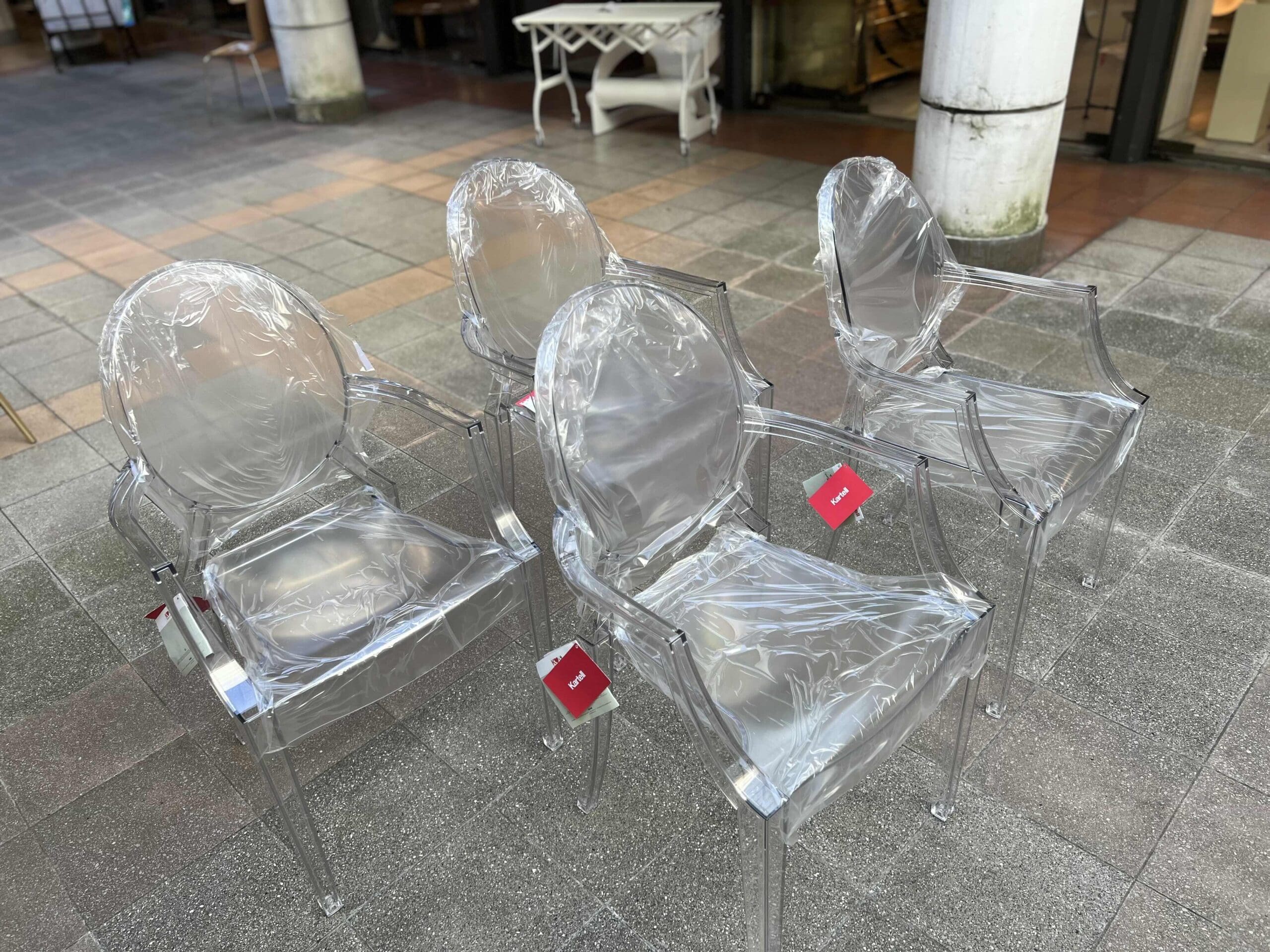 Lot de 4 chaises Louis Ghost Starck – Édition Kartell – Design iconique en polycarbonate