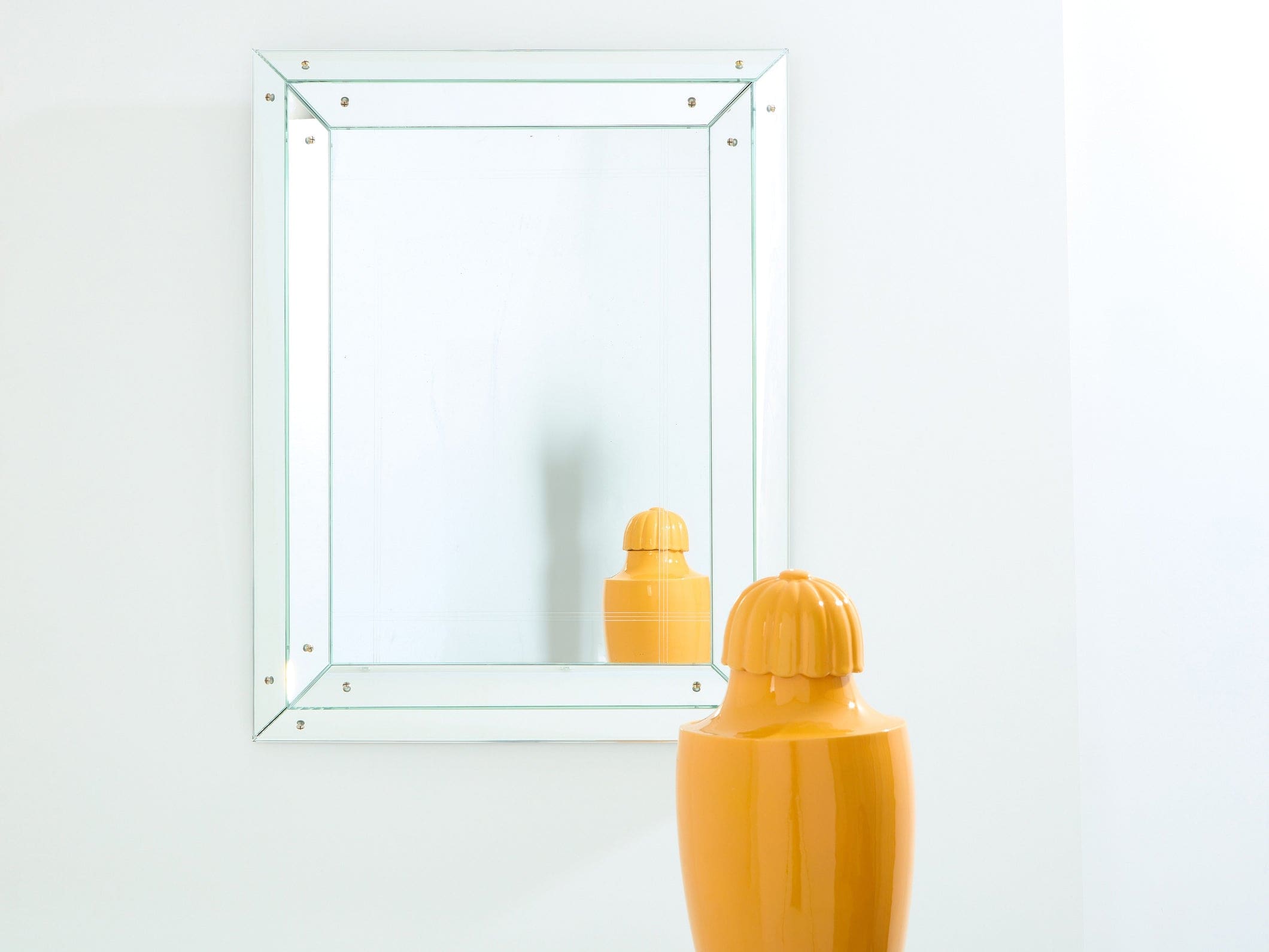 Miroir art déco à parclose Jacques Adnet, glace bombée, 1947