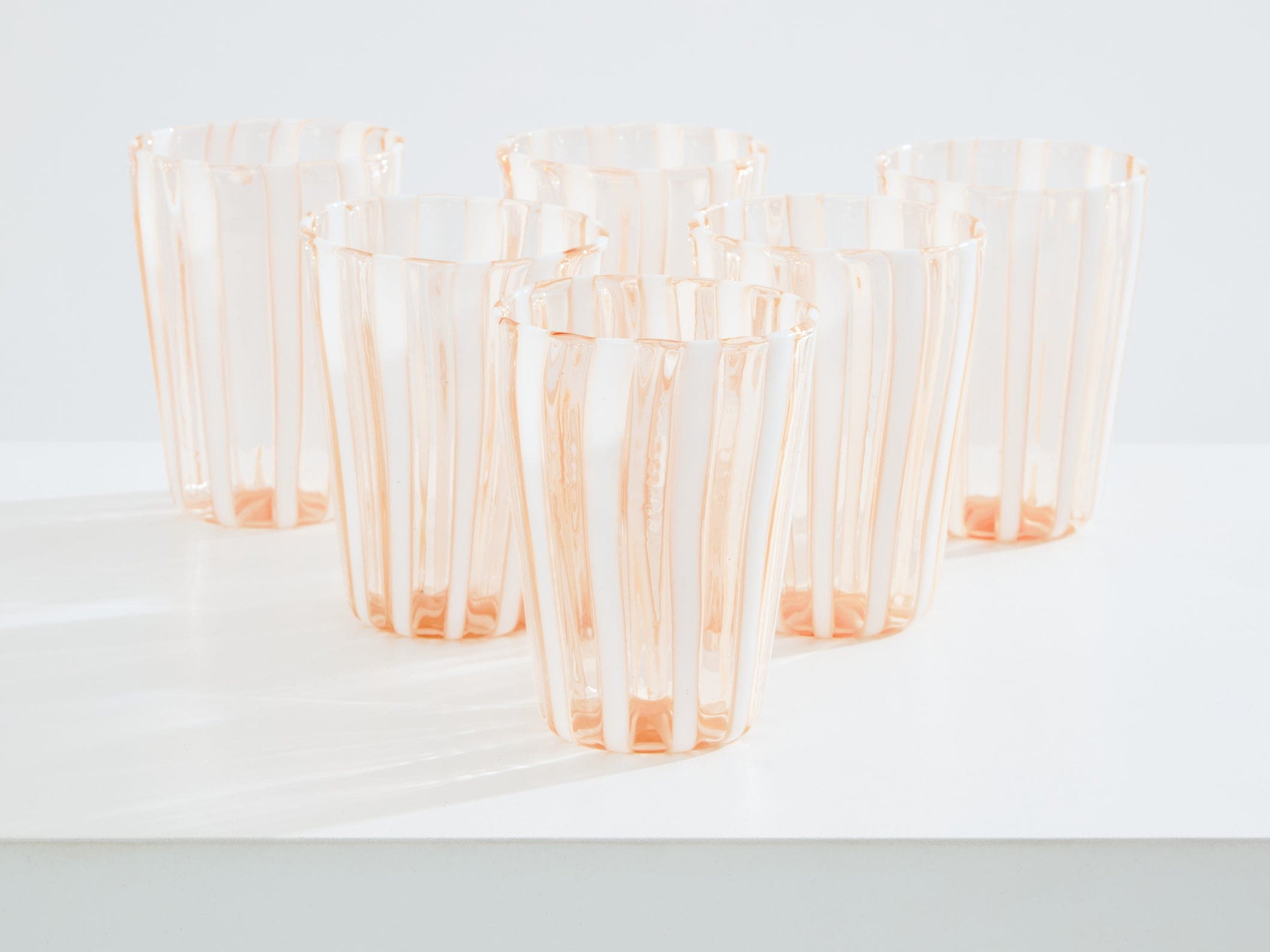 Set de 6 verres gobelets roses en verre de Murano, Italie, vers 1980