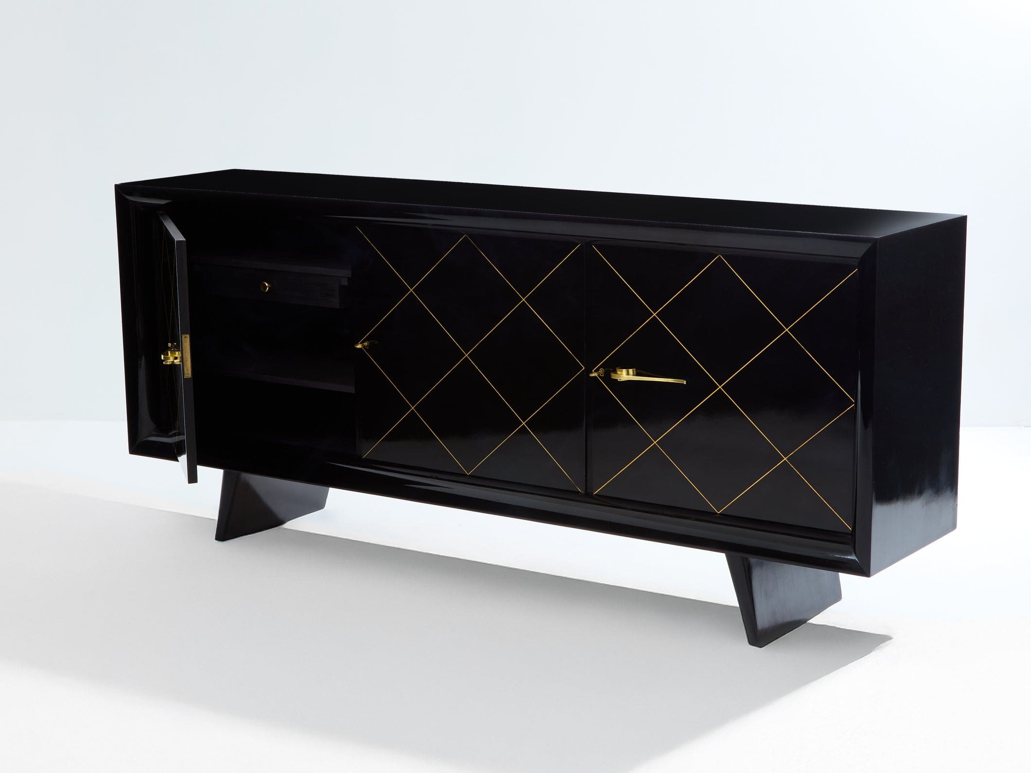 Enfilade Art déco en sycomore noirci et or signé Suzanne Guiguichon, années 1940