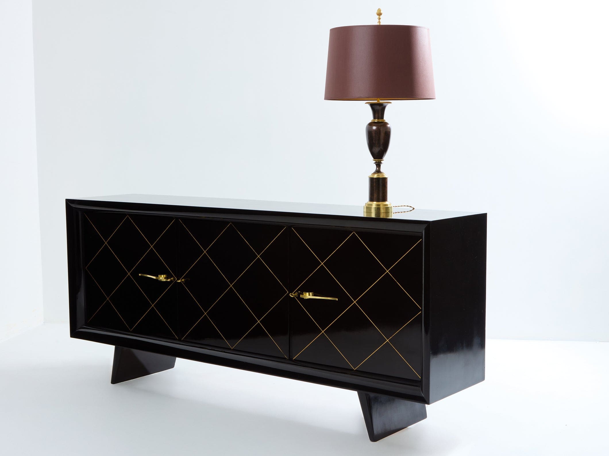 Enfilade Art déco en sycomore noirci et or signé Suzanne Guiguichon, années 1940