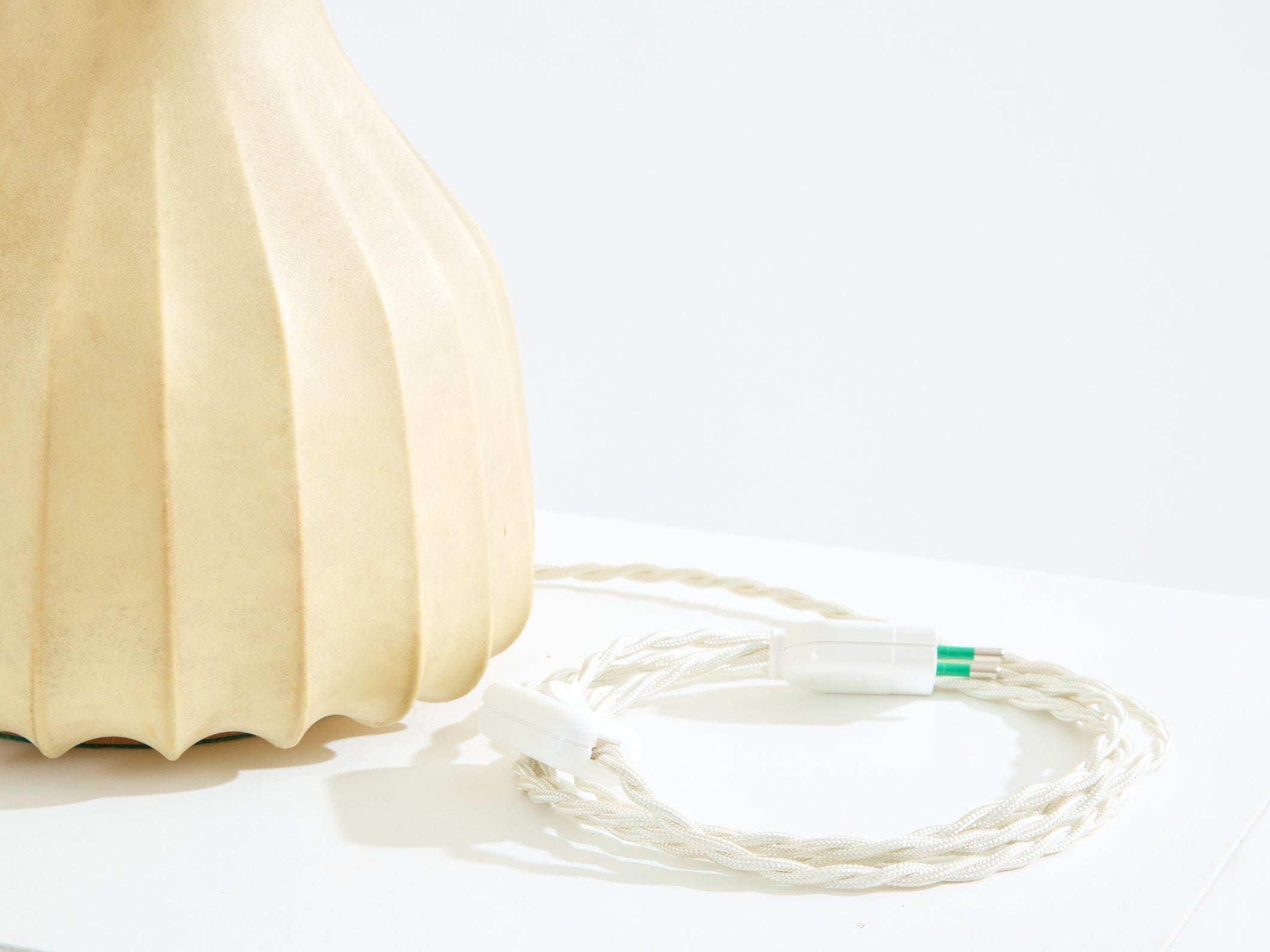 Paire de lampes Gatto Grande première édition en résine cocoon, Castiglioni pour Flos, 1960