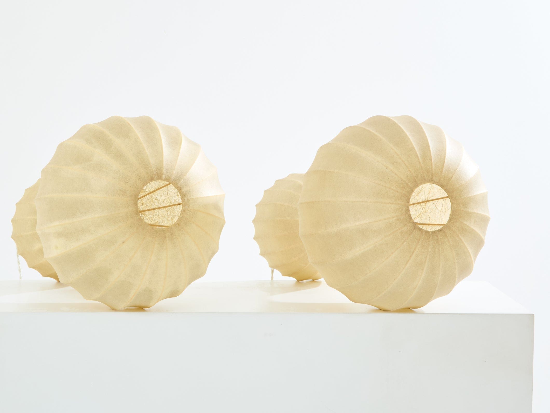 Paire de lampes Gatto Grande première édition en résine cocoon, Castiglioni pour Flos, 1960