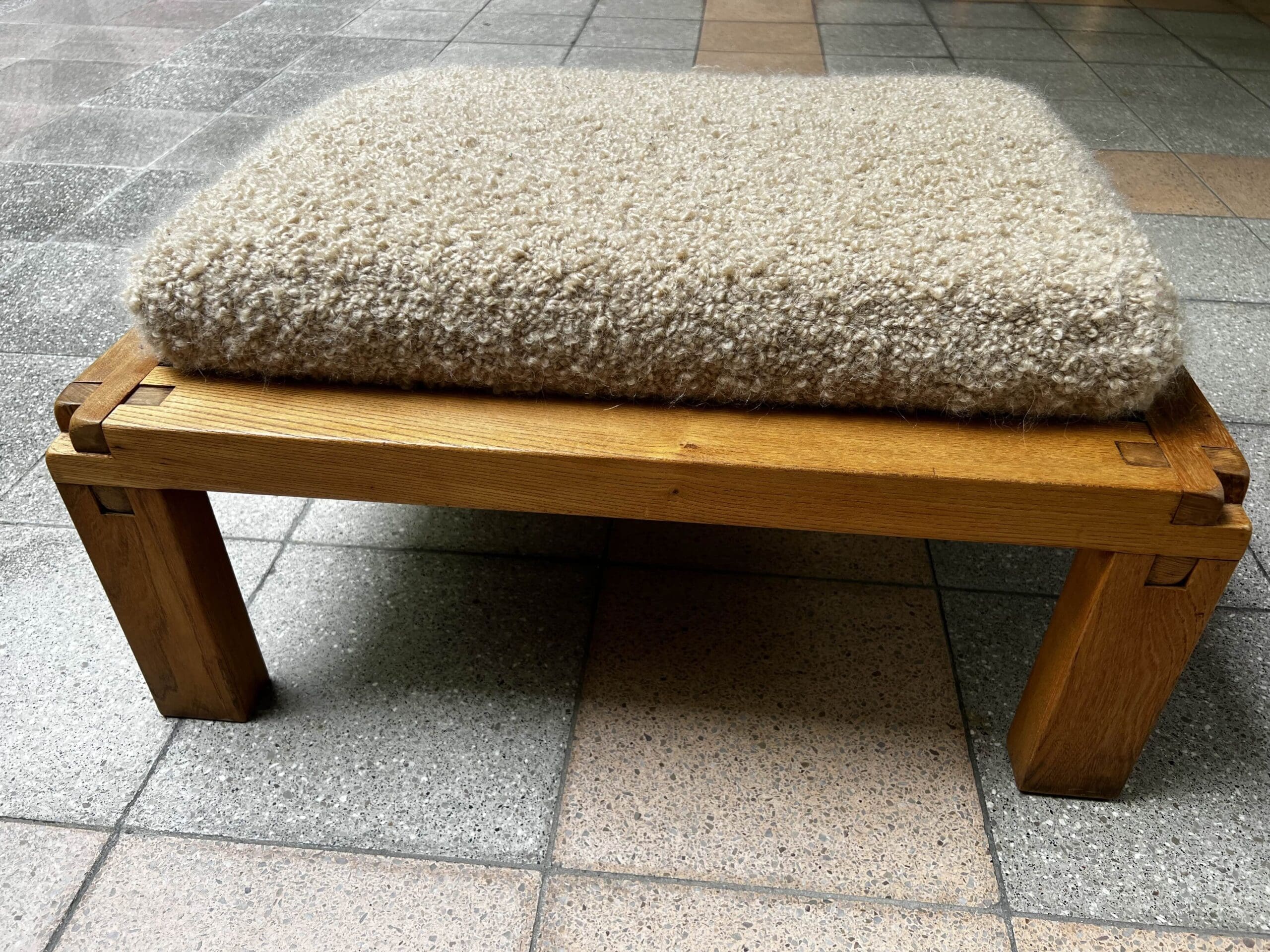 Tabourets Pierre Chapo S20R en Orme, Drap de Laine Pierre Frey