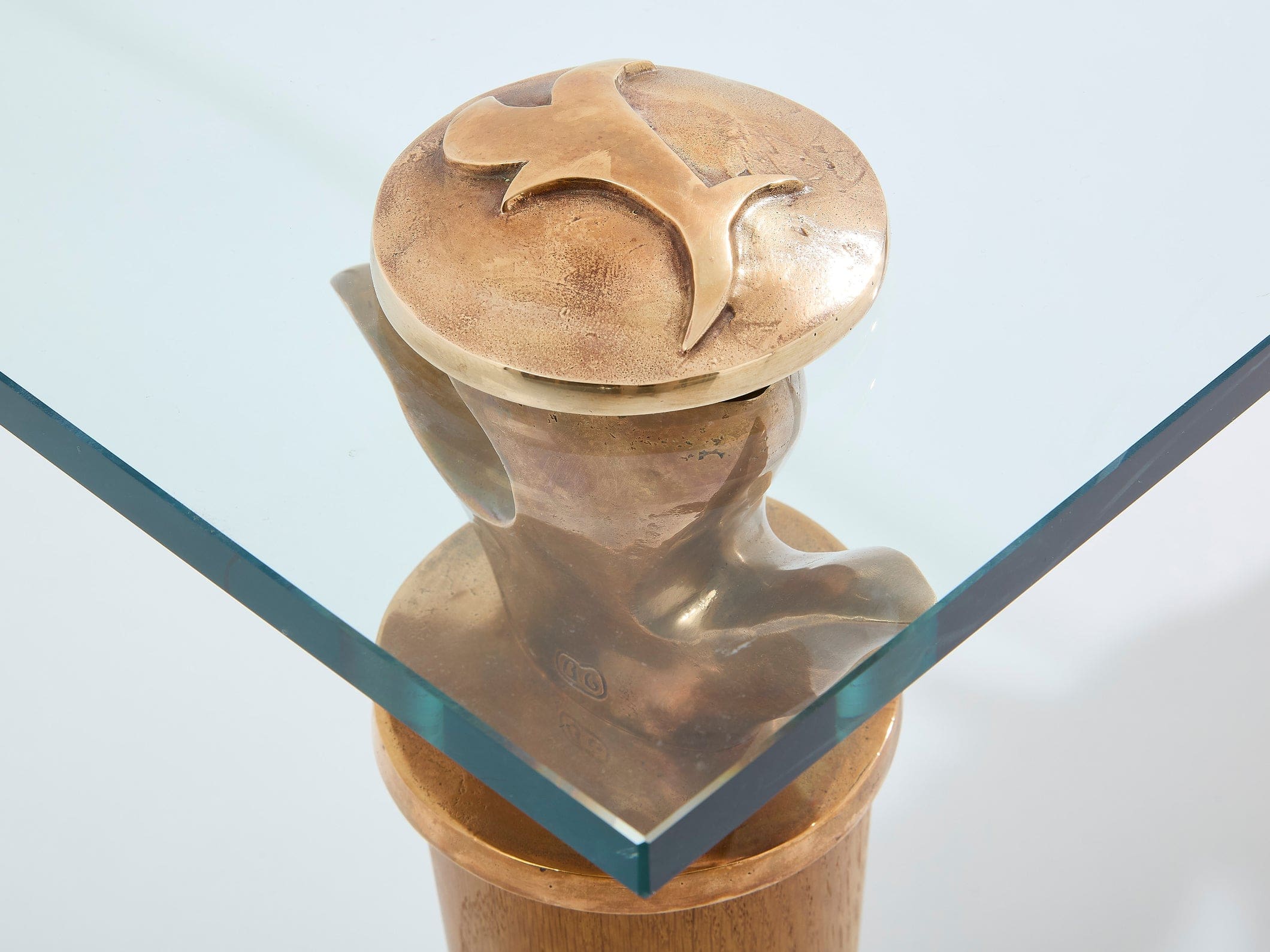 Table basse chêne massif et bronze modèle Concerto signée Garouste & Bonetti, 1995