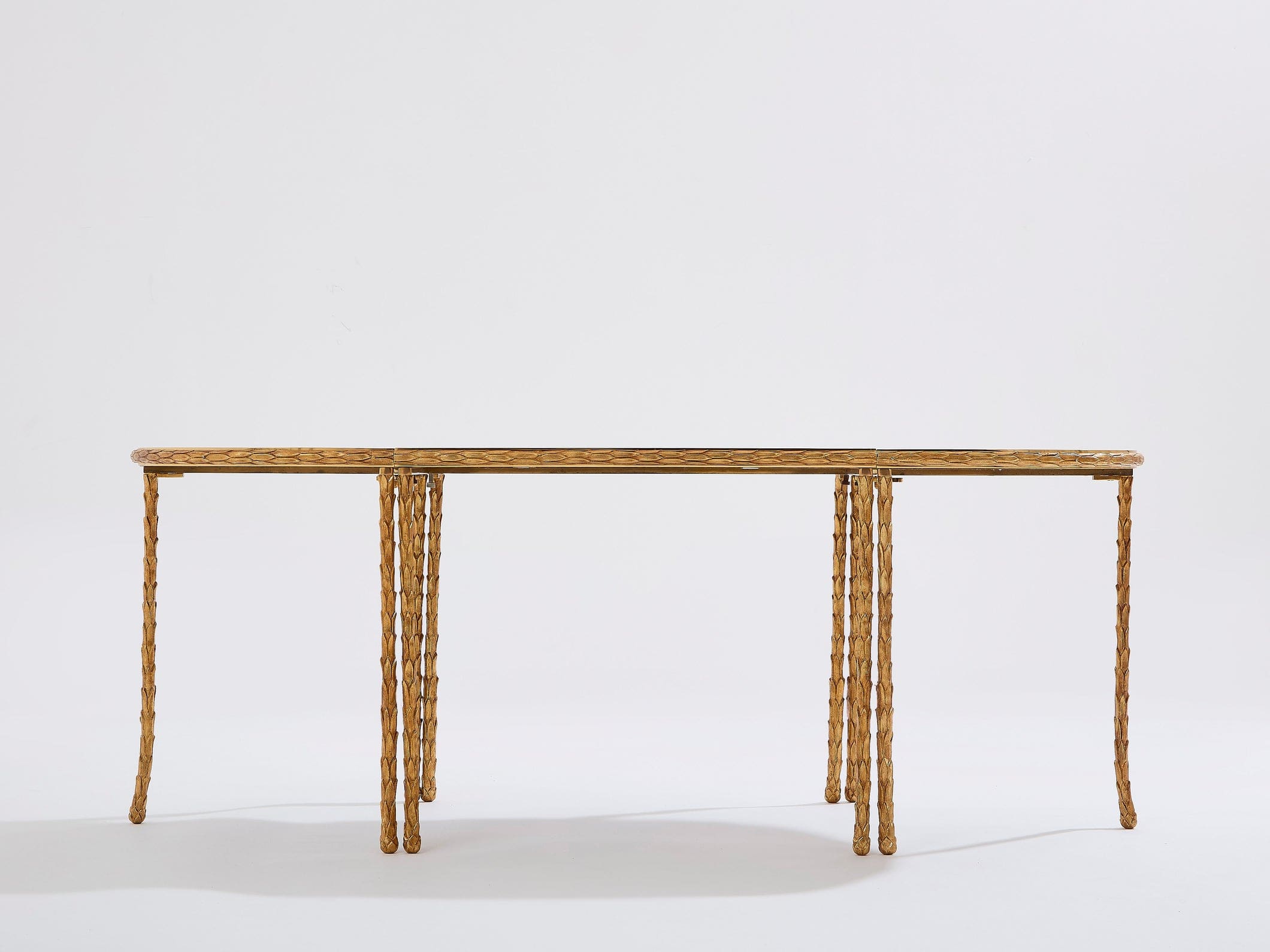 Table basse en bronze doré et miroirs par Maison Baguès, années 1950