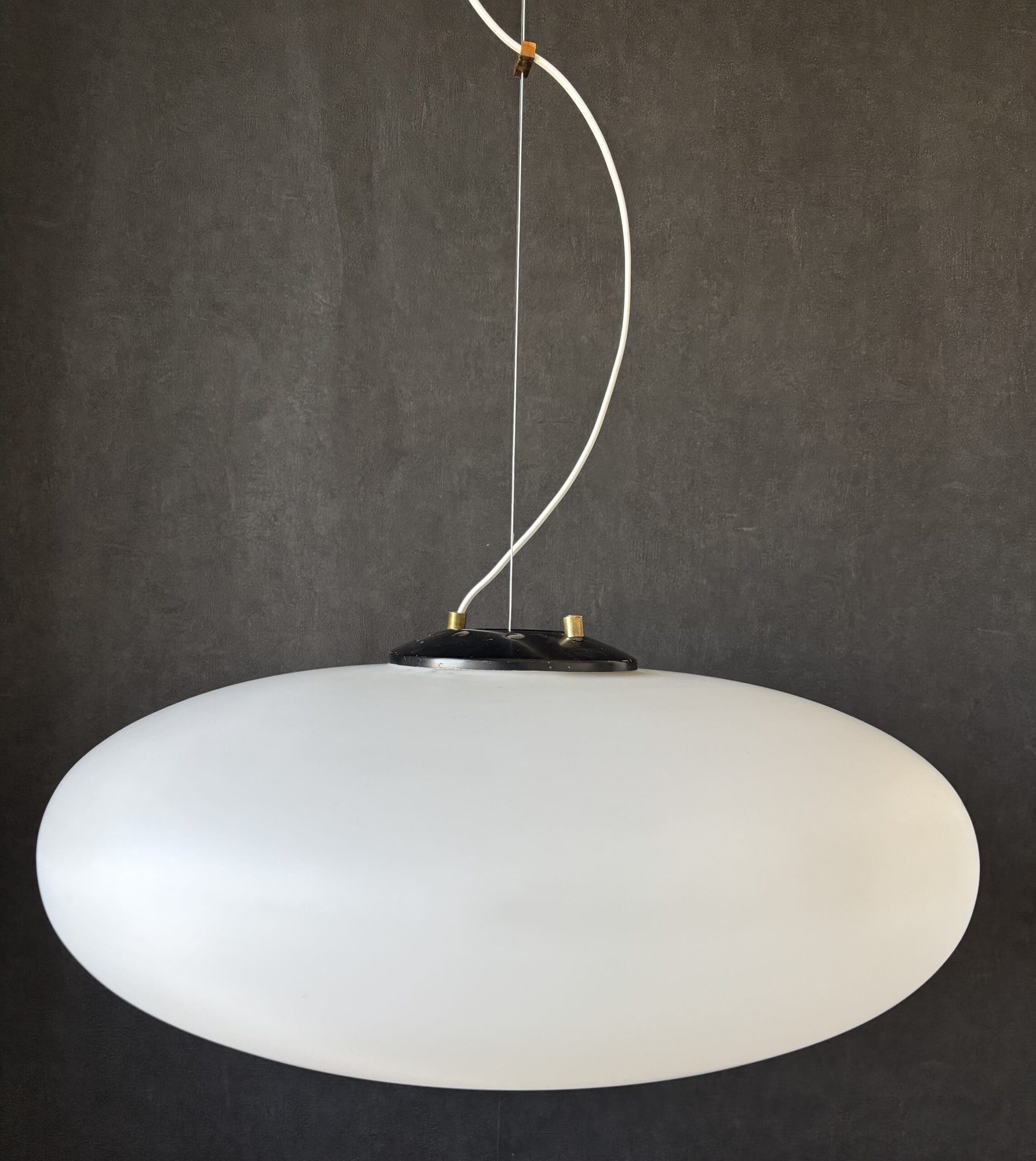 Suspension UFO de Gaetano Scolari pour Stilnovo, 1955 – Verre opaline