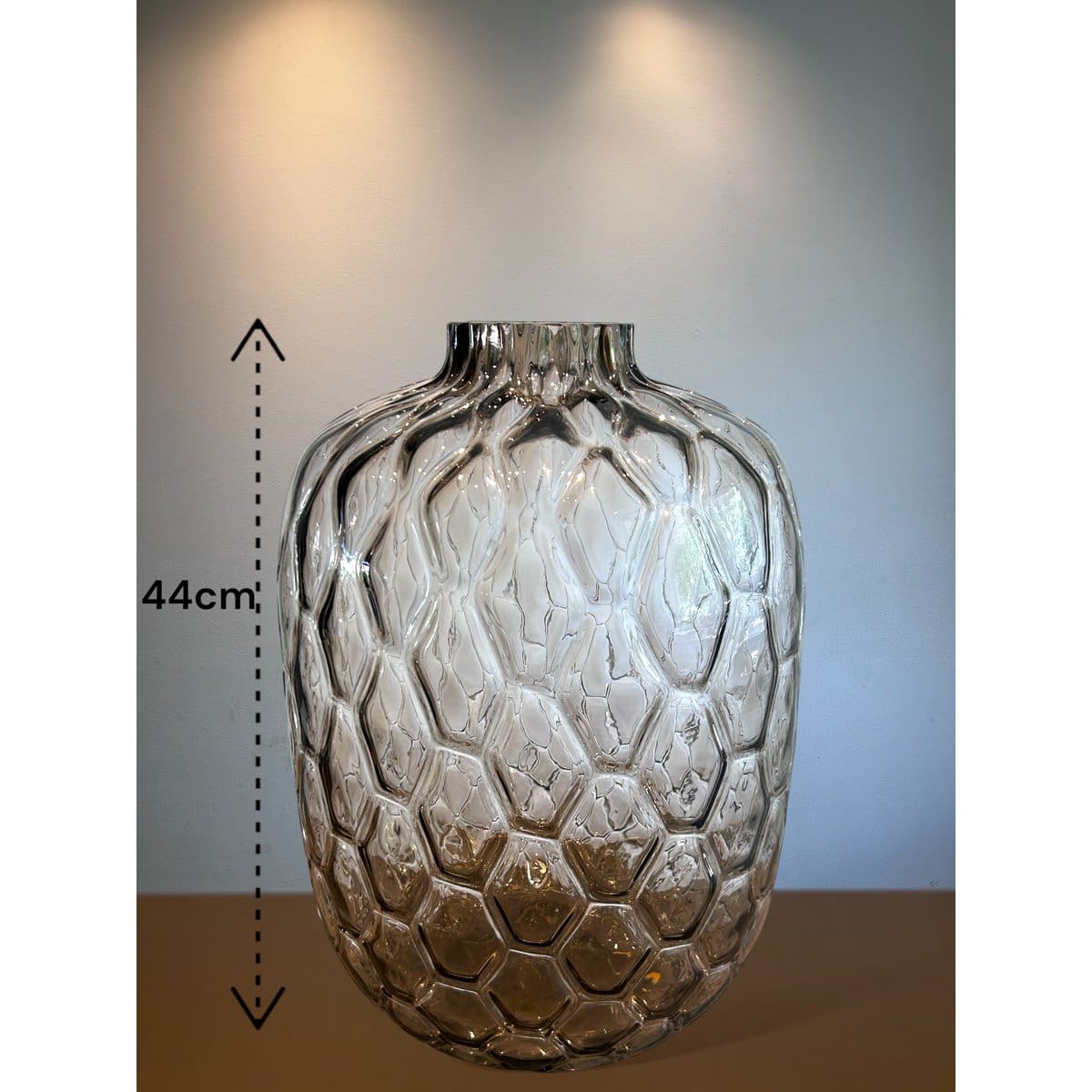 Vase design en verre soufflé – Effet nid d’abeille texturé (pièce neuve)