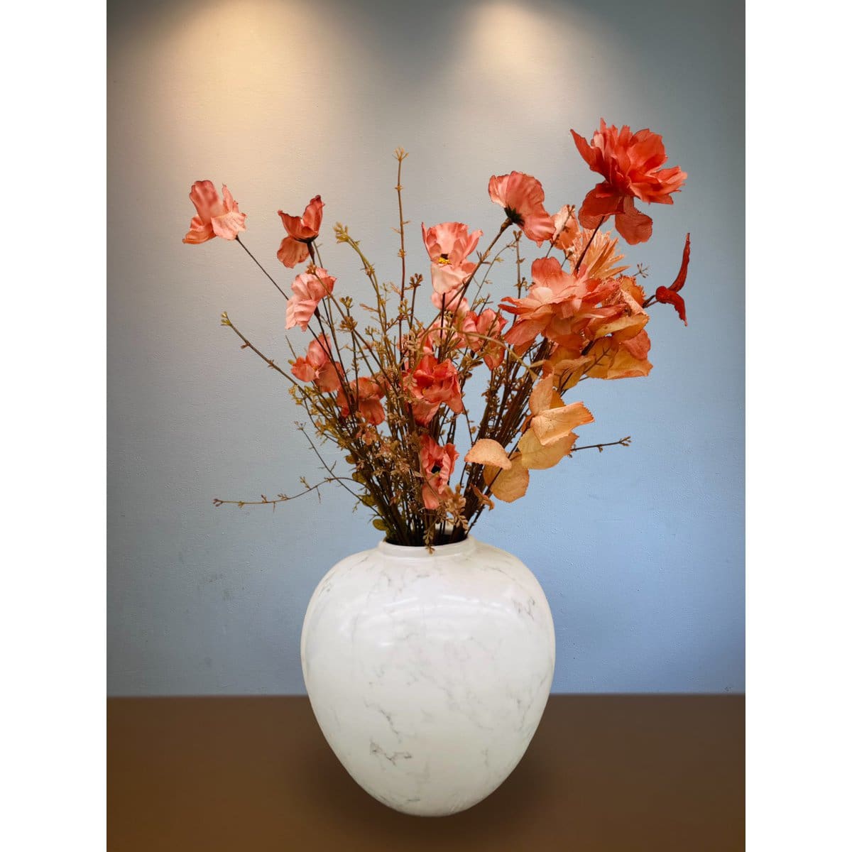 Vase Art Déco en porcelaine blanche et or (grande taille)- Éclat Graphique