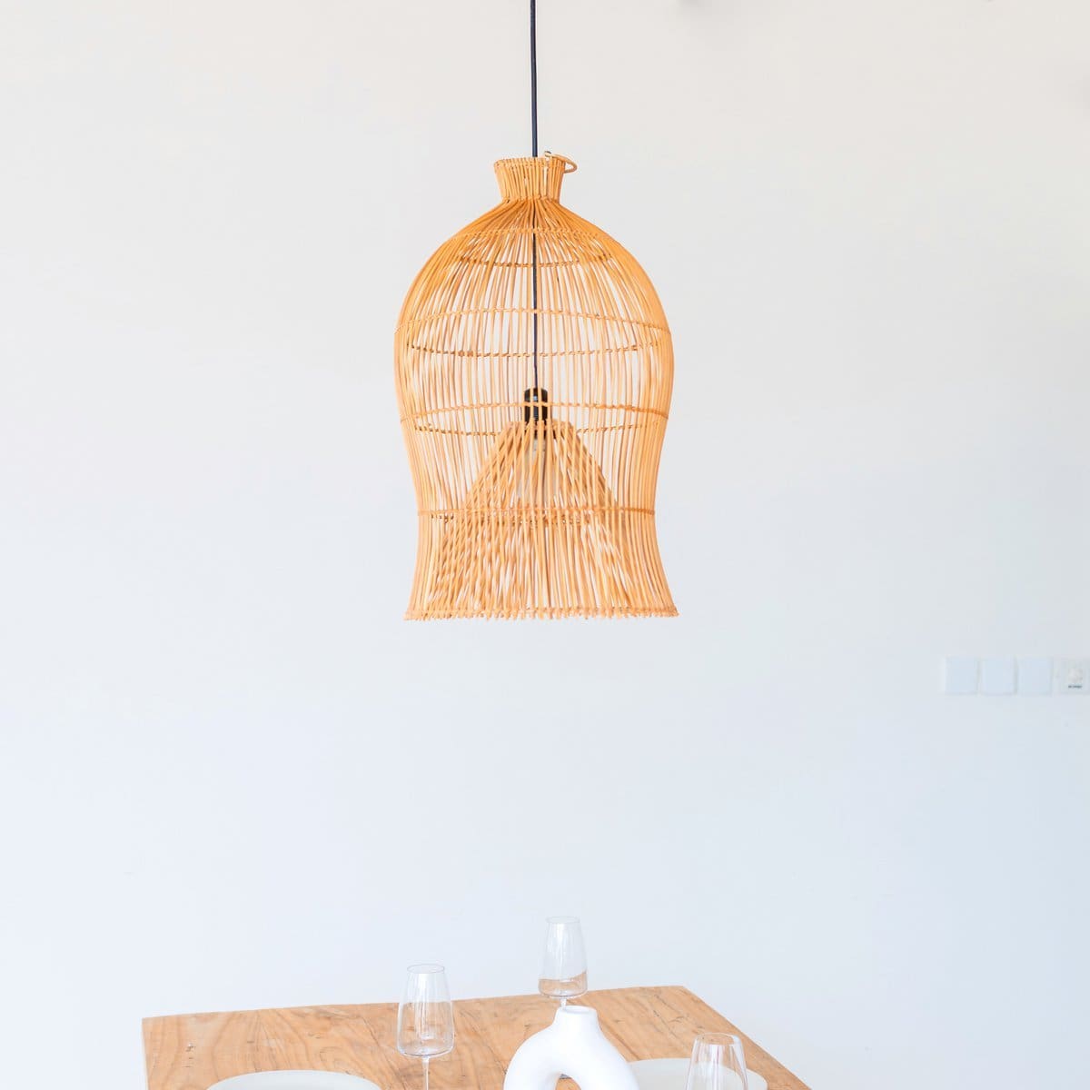 Abat-jour en rotin naturel – Mahara, design bohème fait main à Bali