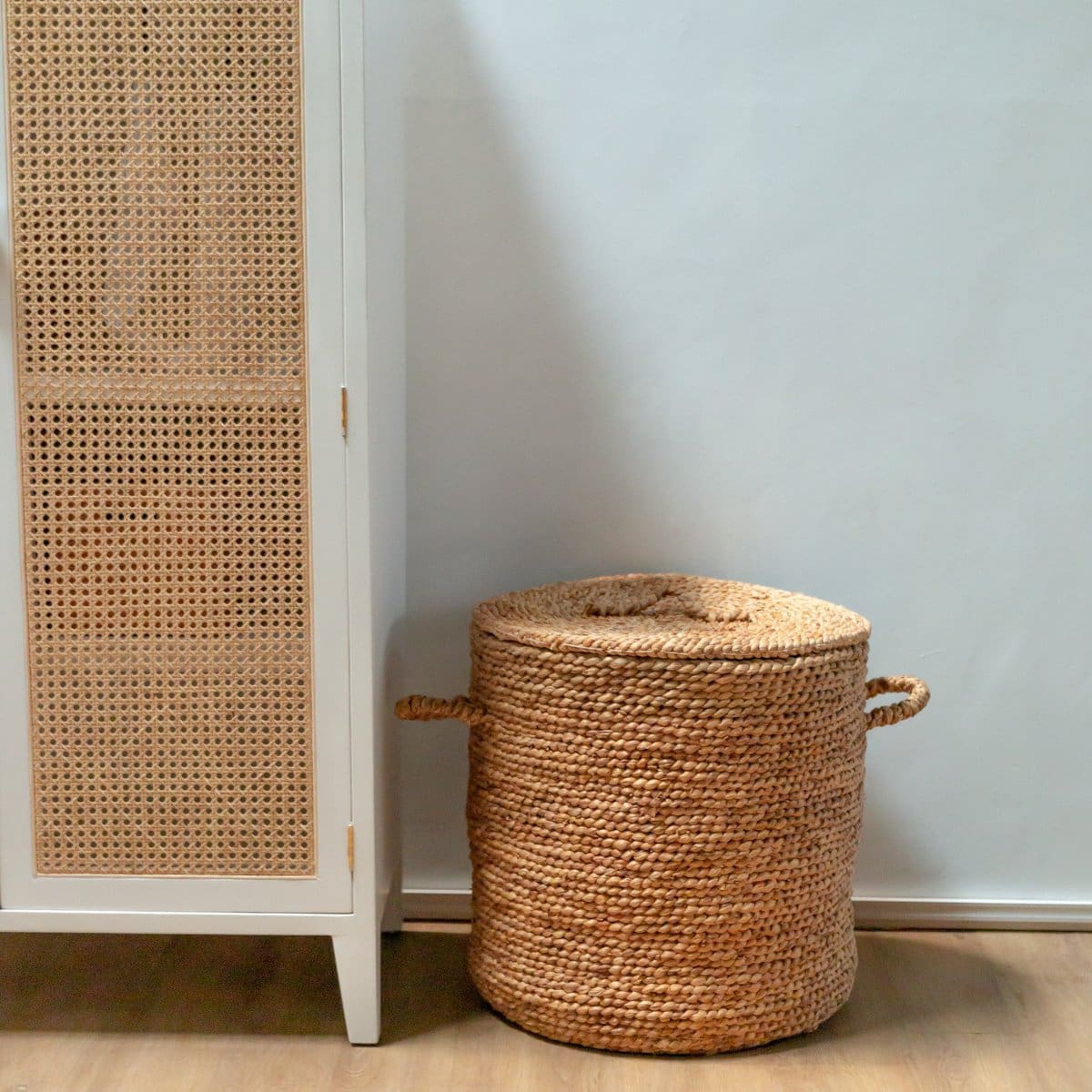 Panier de rangement avec couvercle – Aman, création artisanale en fibres naturelles