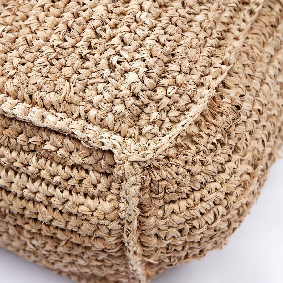 Pouf décoratif en raphia – Padar, design bohème tissé à la main (neuf)