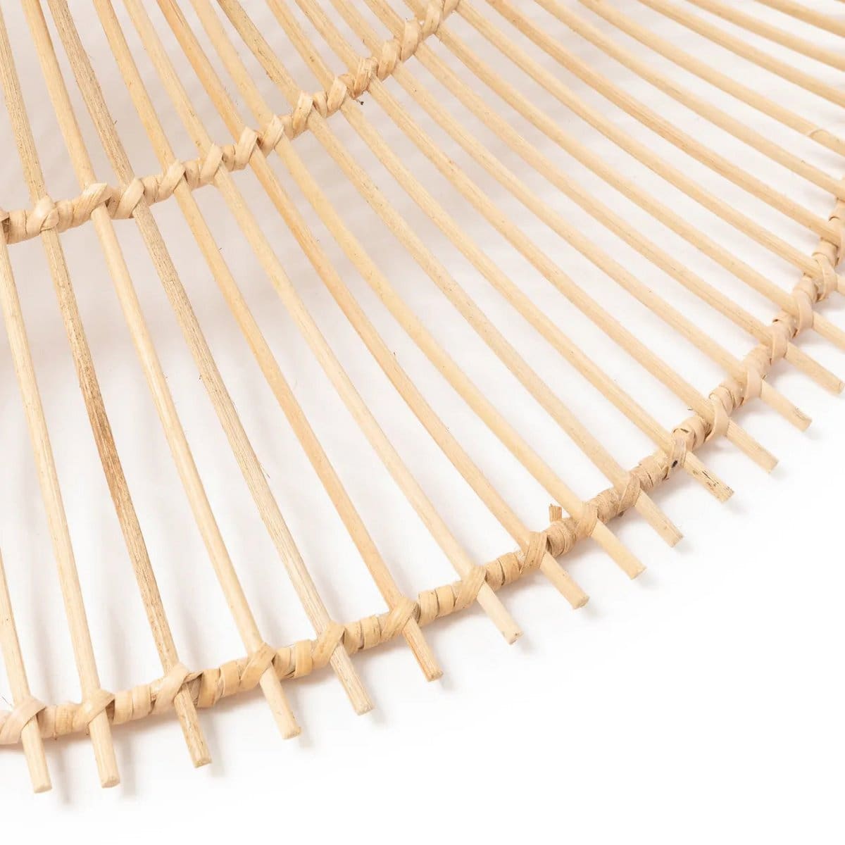 Suspension décorative en rotin – Modèle Ciel XL, création artisanale neuve d’Indonésie