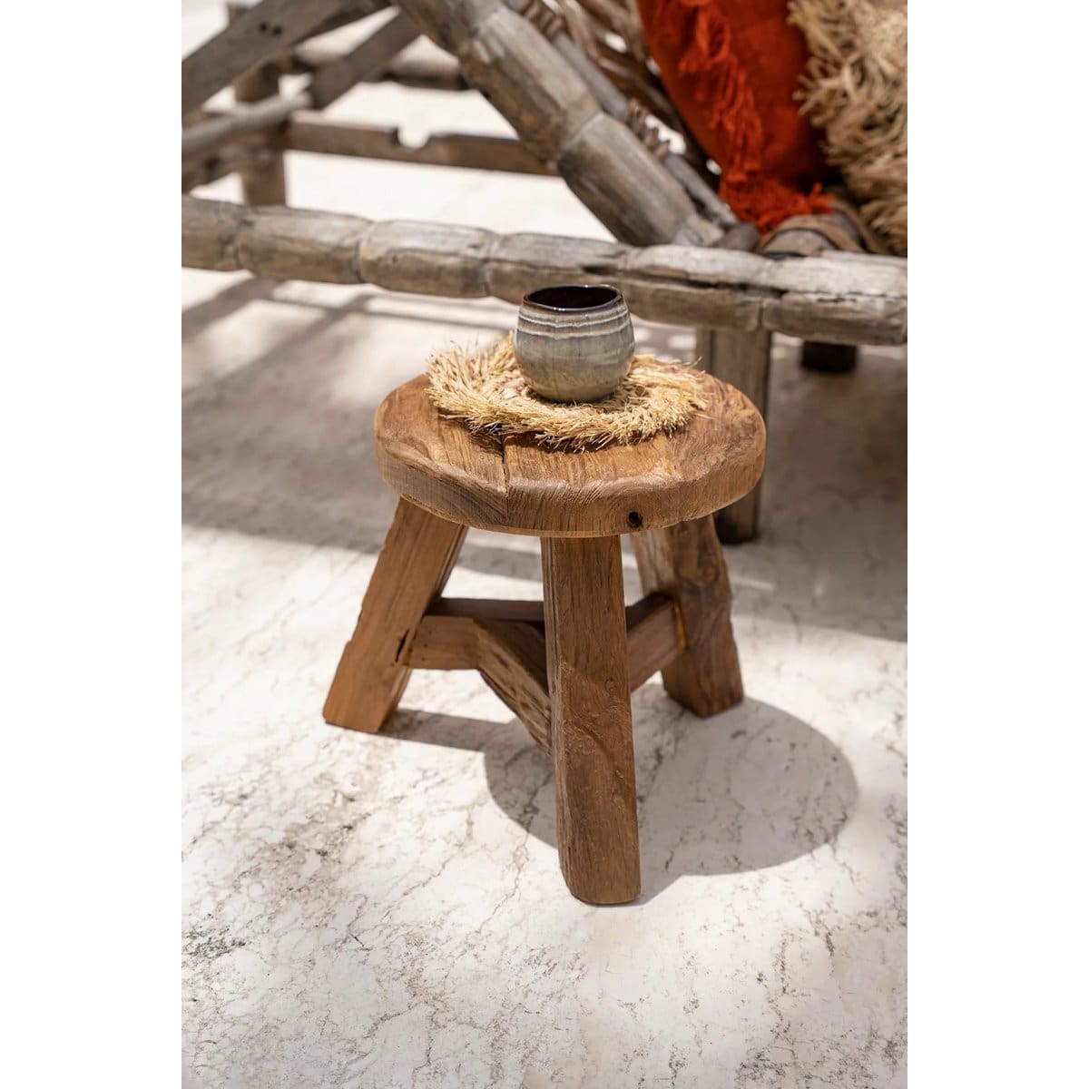 Tabouret en teck recyclé – Modèle Yatai M, pièce artisanale naturelle (neuf)