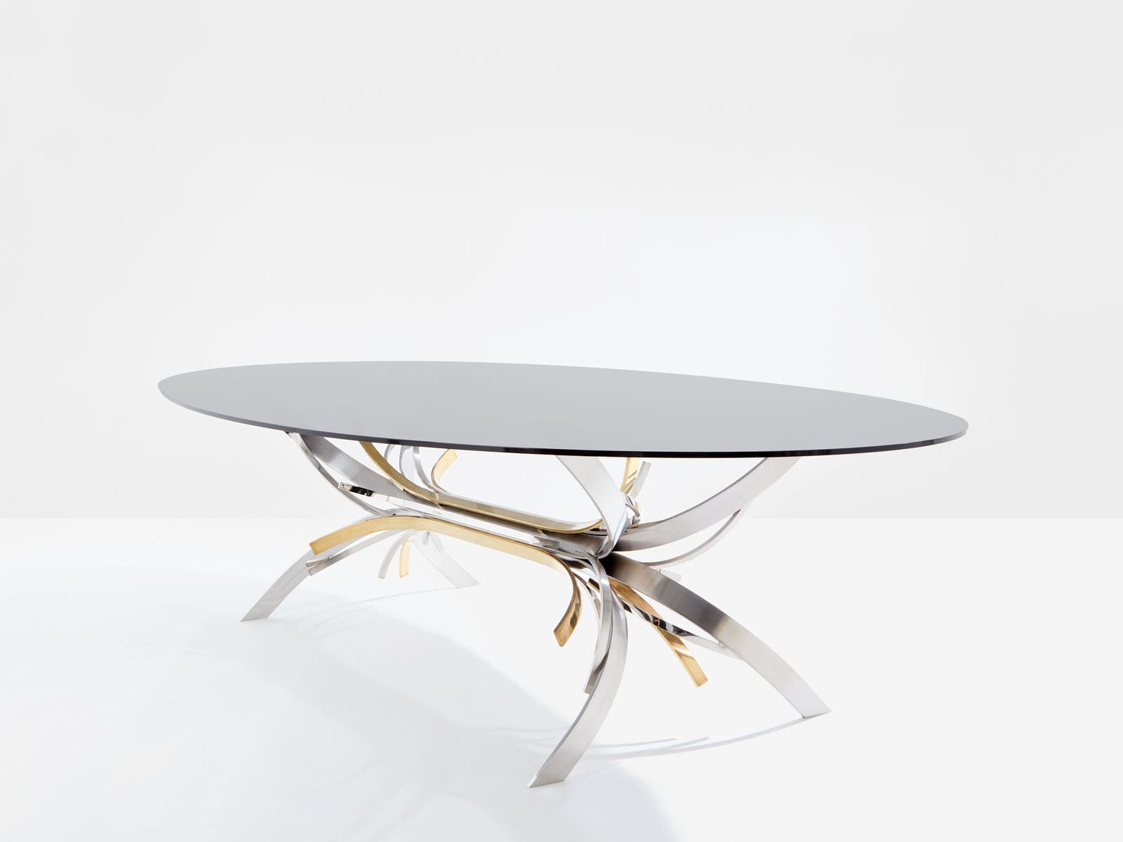 Table Maria Pergay « Gerbe » en acier, laiton et verre fumé – France 1970