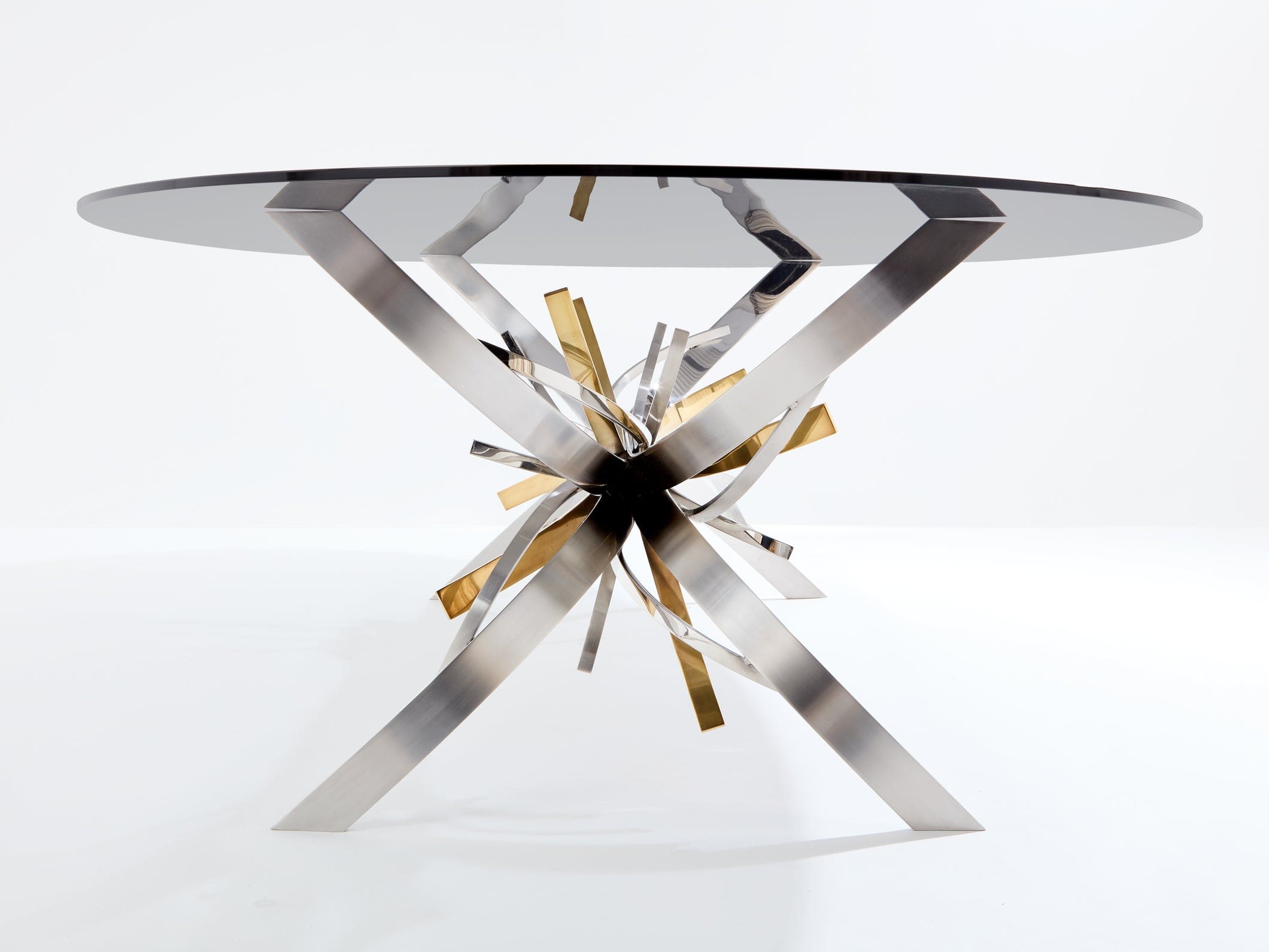 Table Maria Pergay « Gerbe » en acier, laiton et verre fumé – France 1970