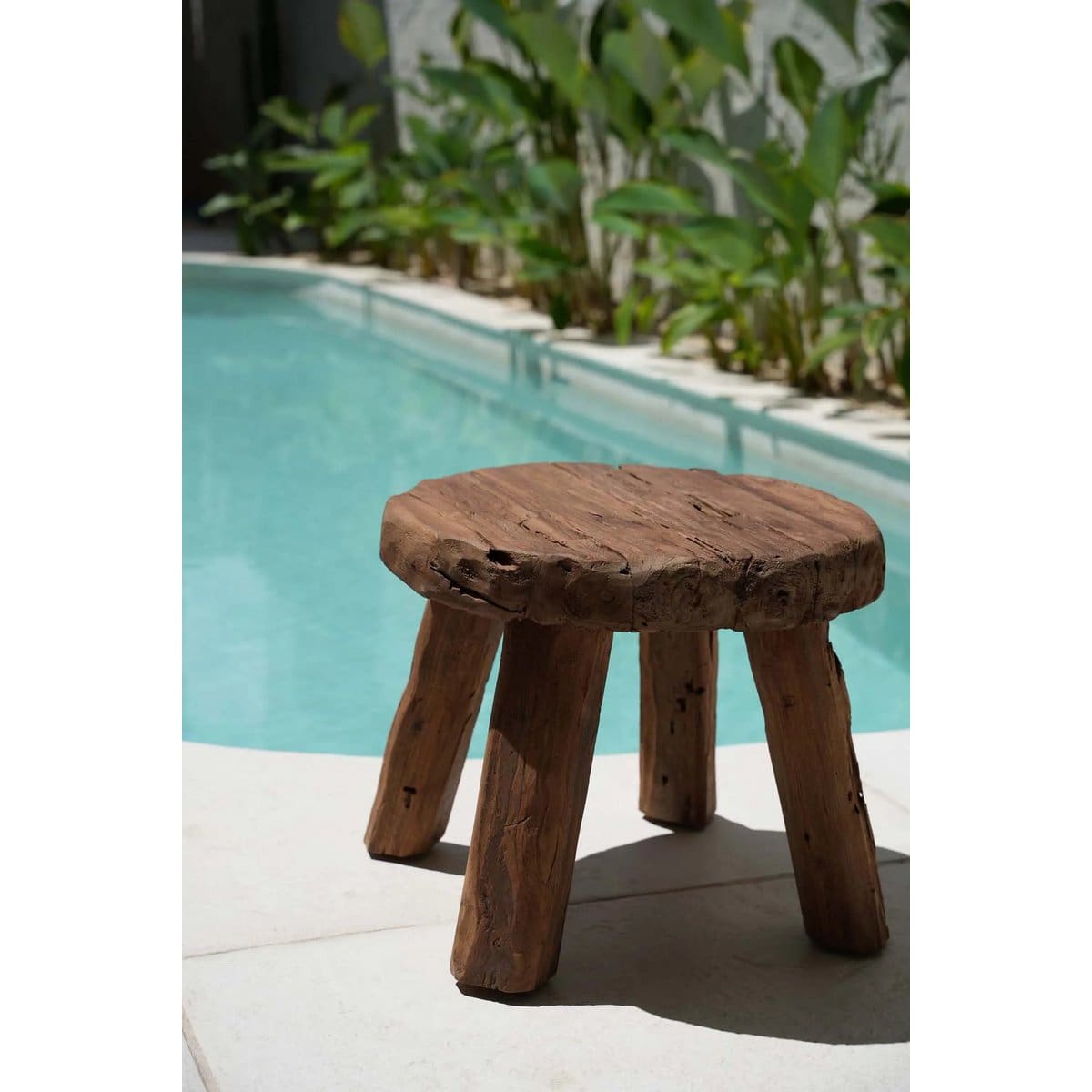 La table d’appoint rustique Marabunta – Naturel