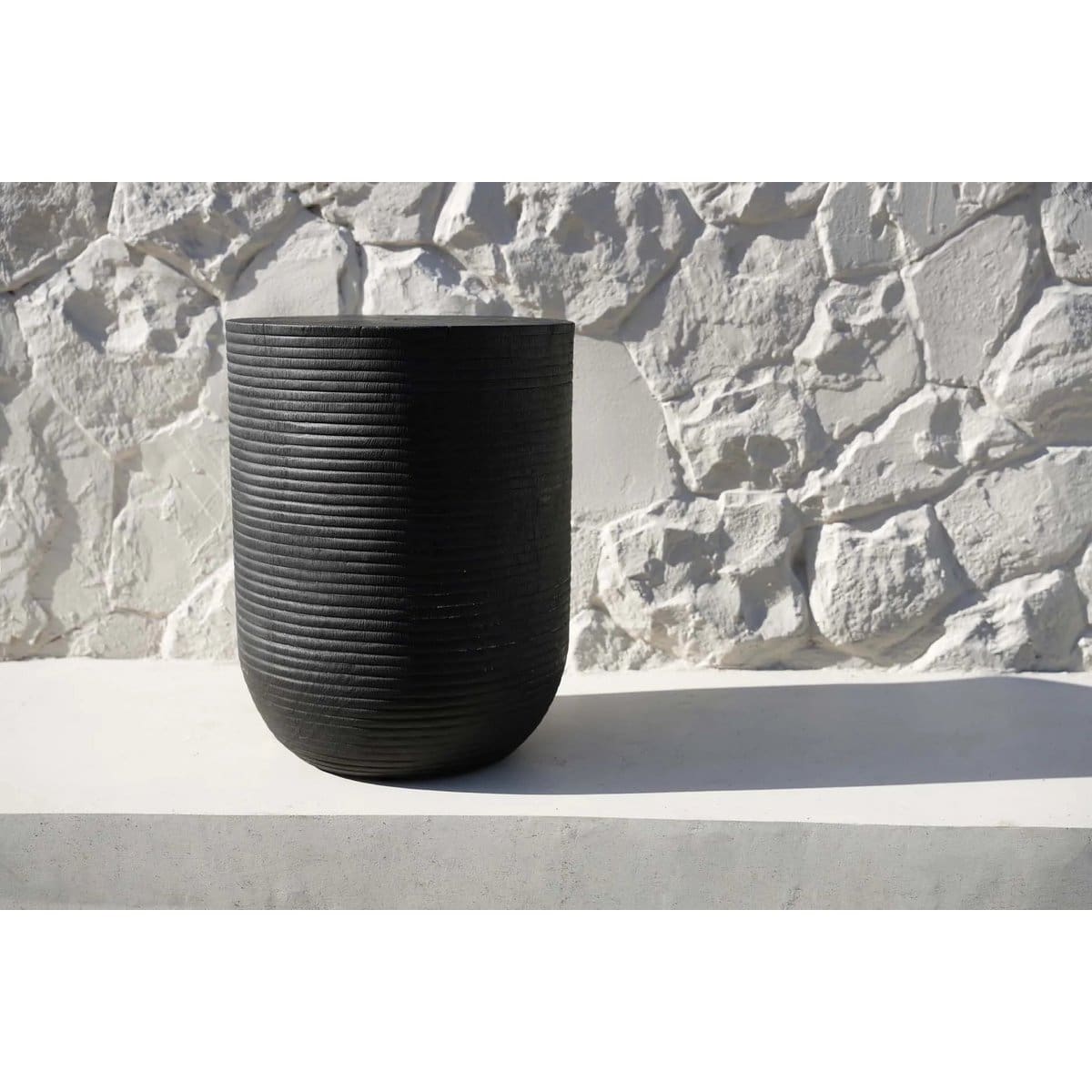 Le tabouret Buntuk – Noir
