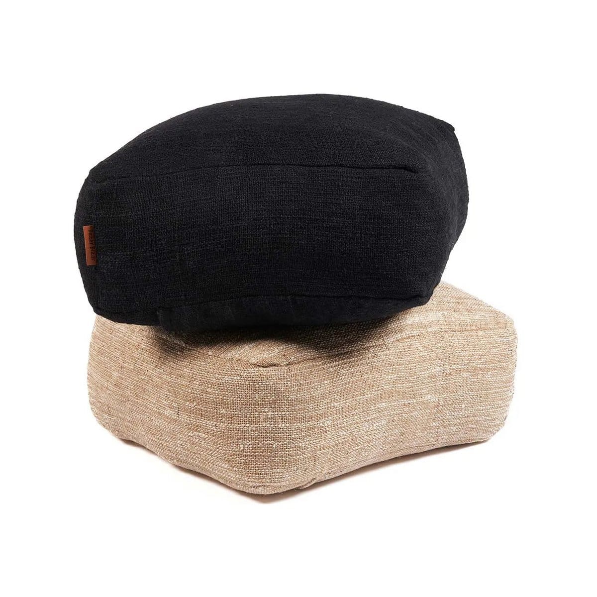 Pouf moelleux – Design compact en tissu noir, idéal pour salon ou chambre (neuf)