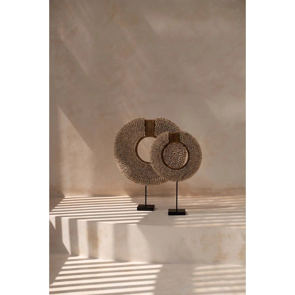 Objet décoratif Shell Réunion – Coquillages naturels sur socle (pièce artisanale neuve)