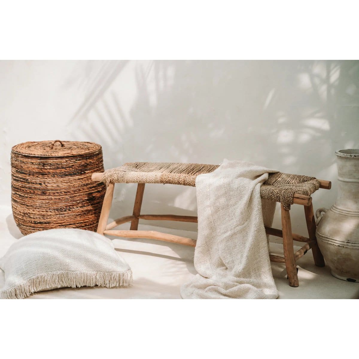 Plaid décoratif – Jeté gaufré crème en coton et soie, création neuve