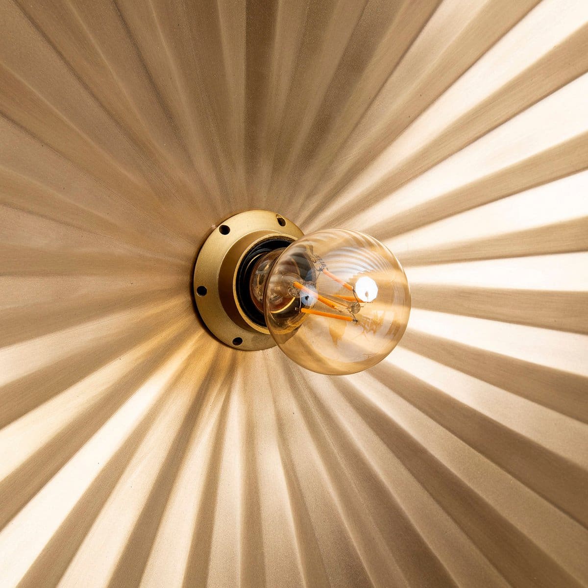 La lampe murale Tsijn ter – en laiton – m