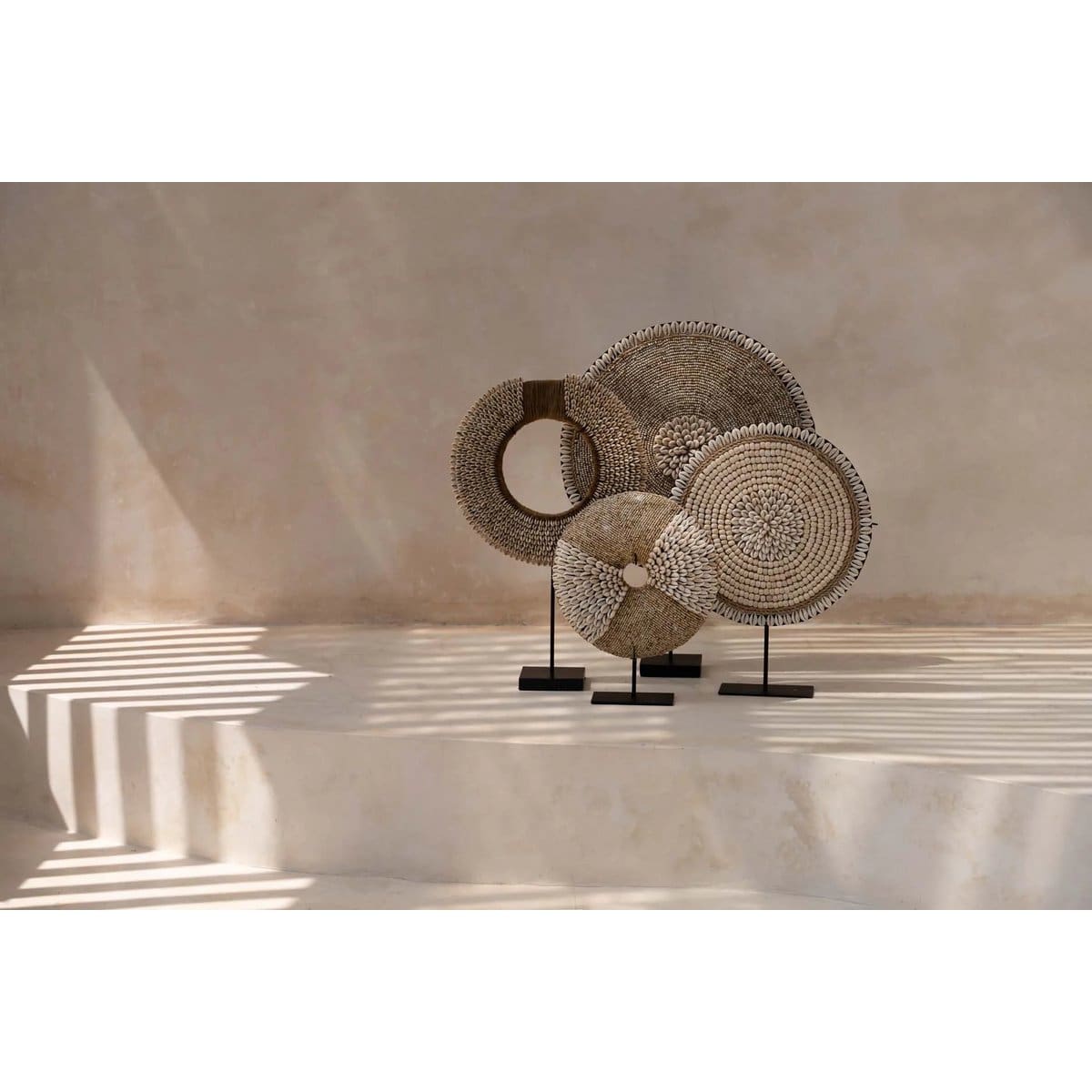 Objet décoratif Shell Réunion – Coquillages naturels sur socle (pièce artisanale neuve)
