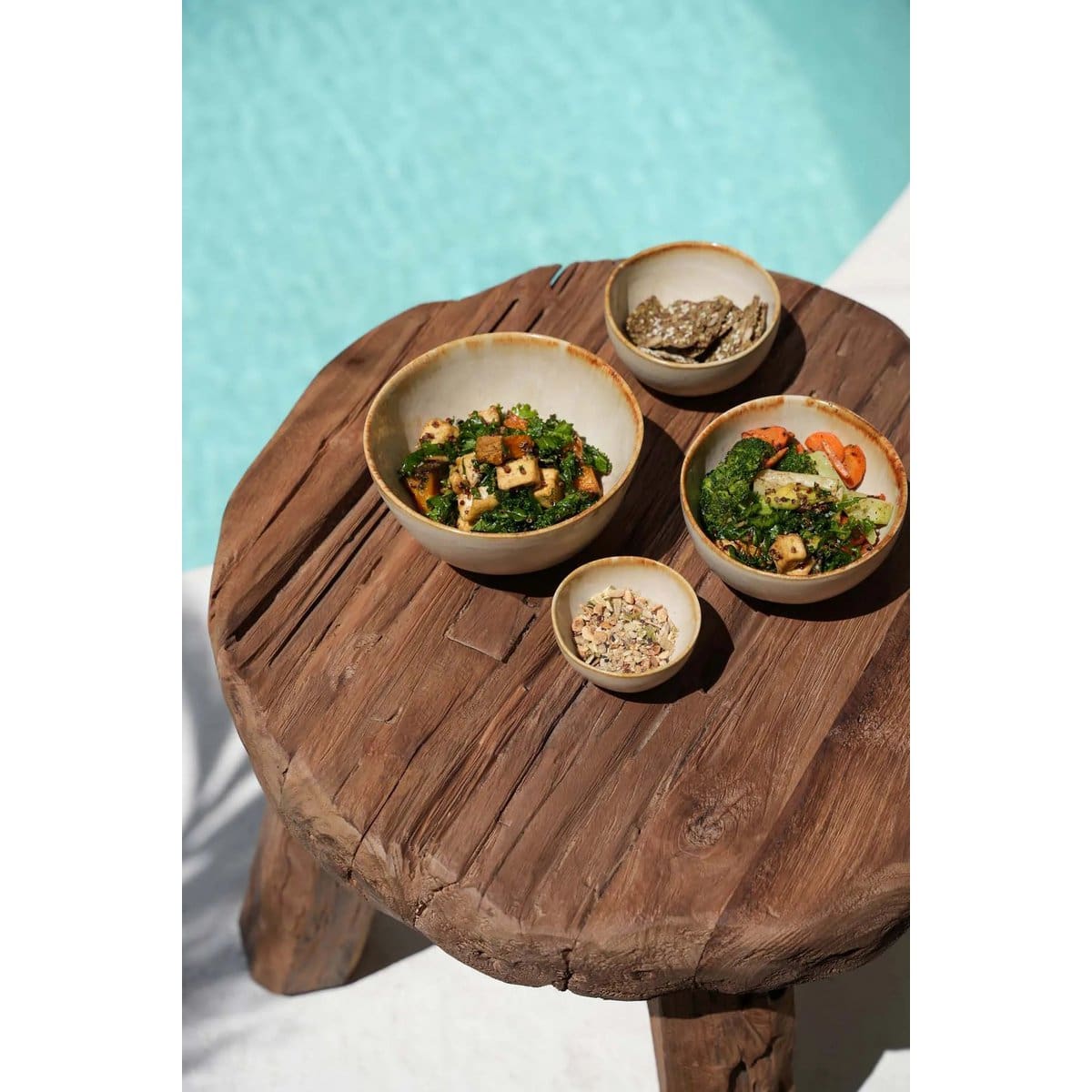 La table d’appoint rustique Marabunta – Naturel