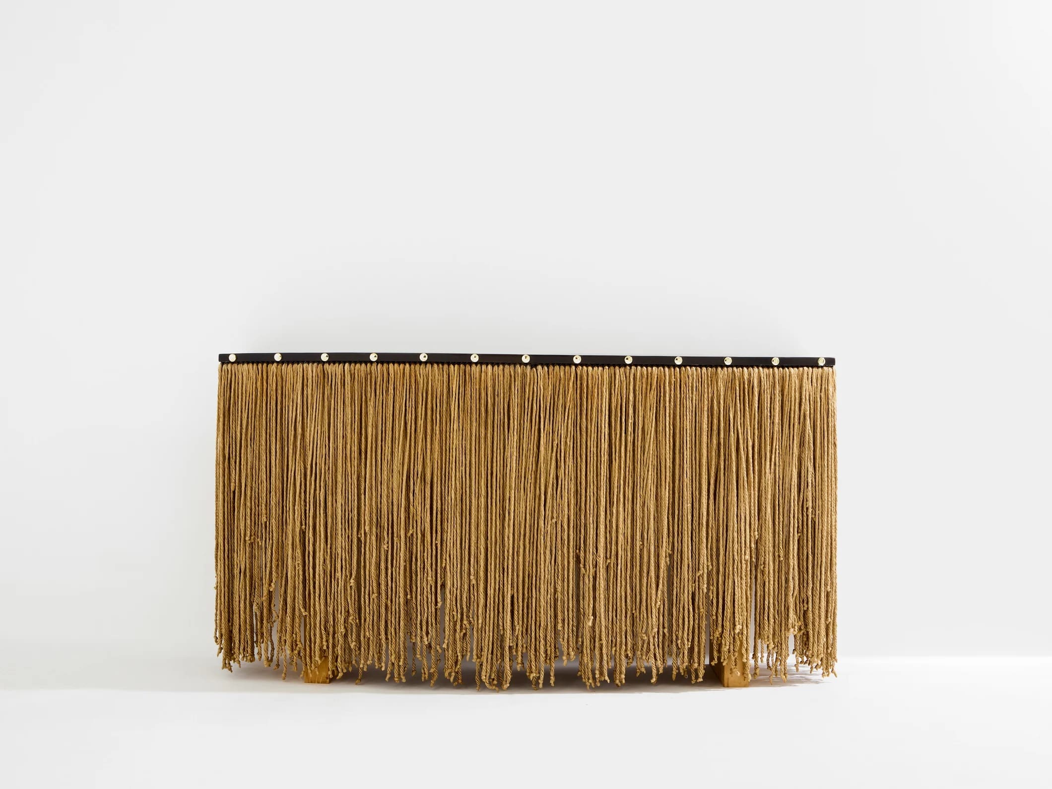 Console Sergio Ponzio – Pièce unique, métal patiné et cordes, Italie 1970