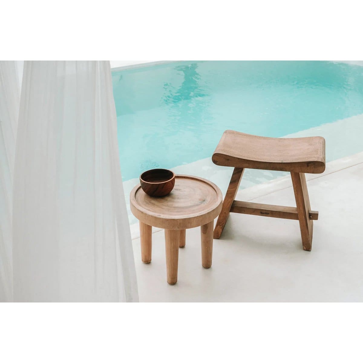 Tabouret en bois de suar – Design naturel et intemporel, fabrication artisanale (neuf)