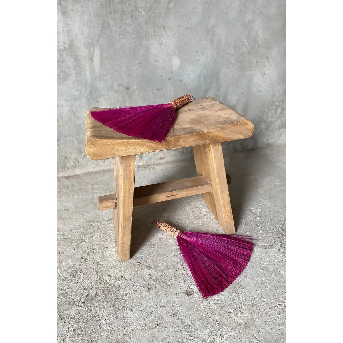 Tabouret en bois de suar – Design naturel et intemporel, fabrication artisanale (neuf)