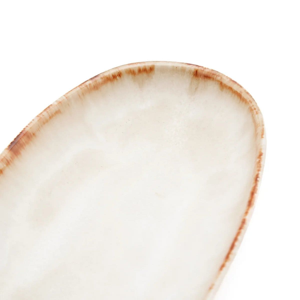 Assiettes ovales Cascais – Céramique portugaise blanche et dorée (lot de 6, pièces neuves)